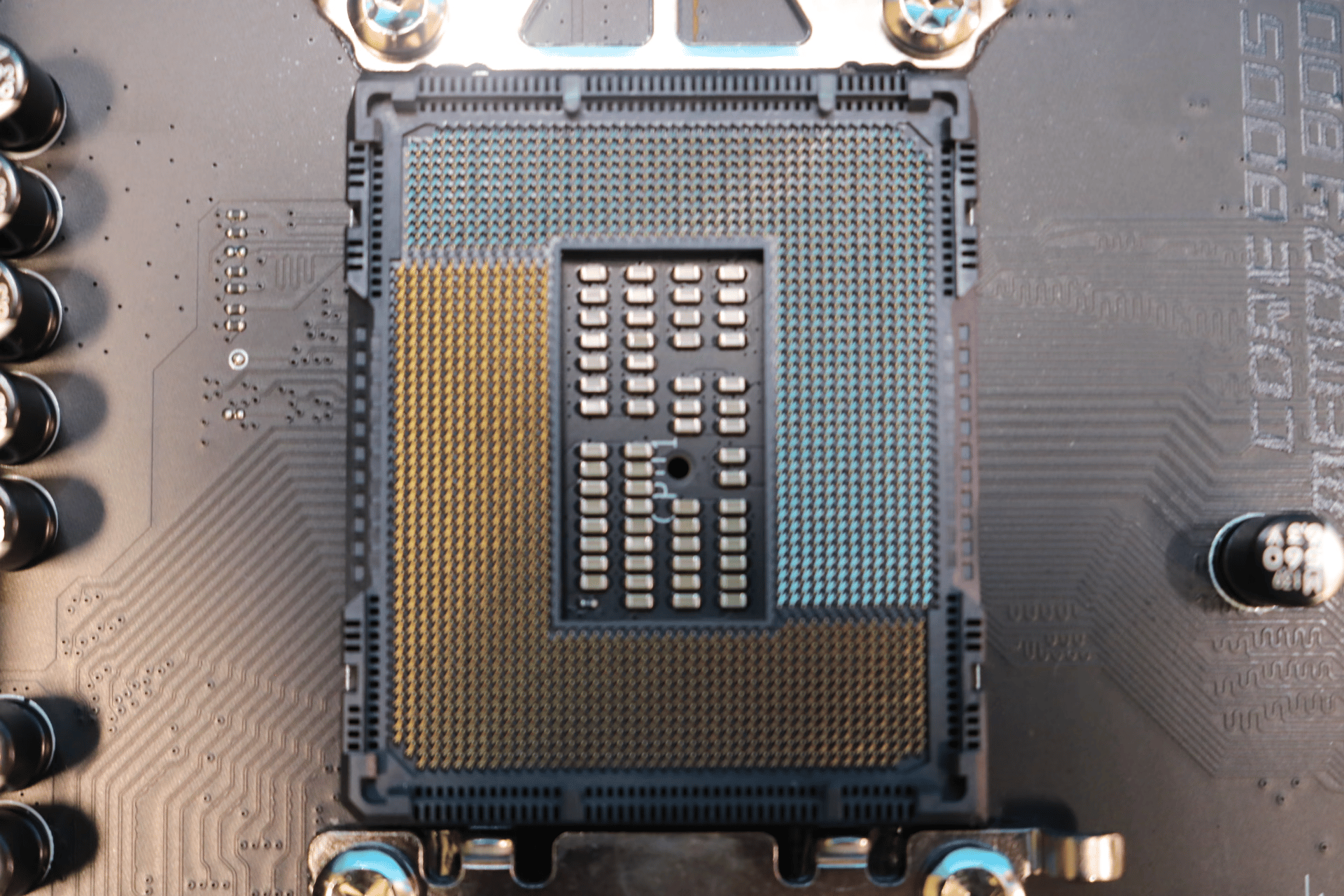 *READ DESC* MSI MPG Z690 Carbon WIFI Intel Socket LGA1700 DDR5 ATX Desktop Motherboard