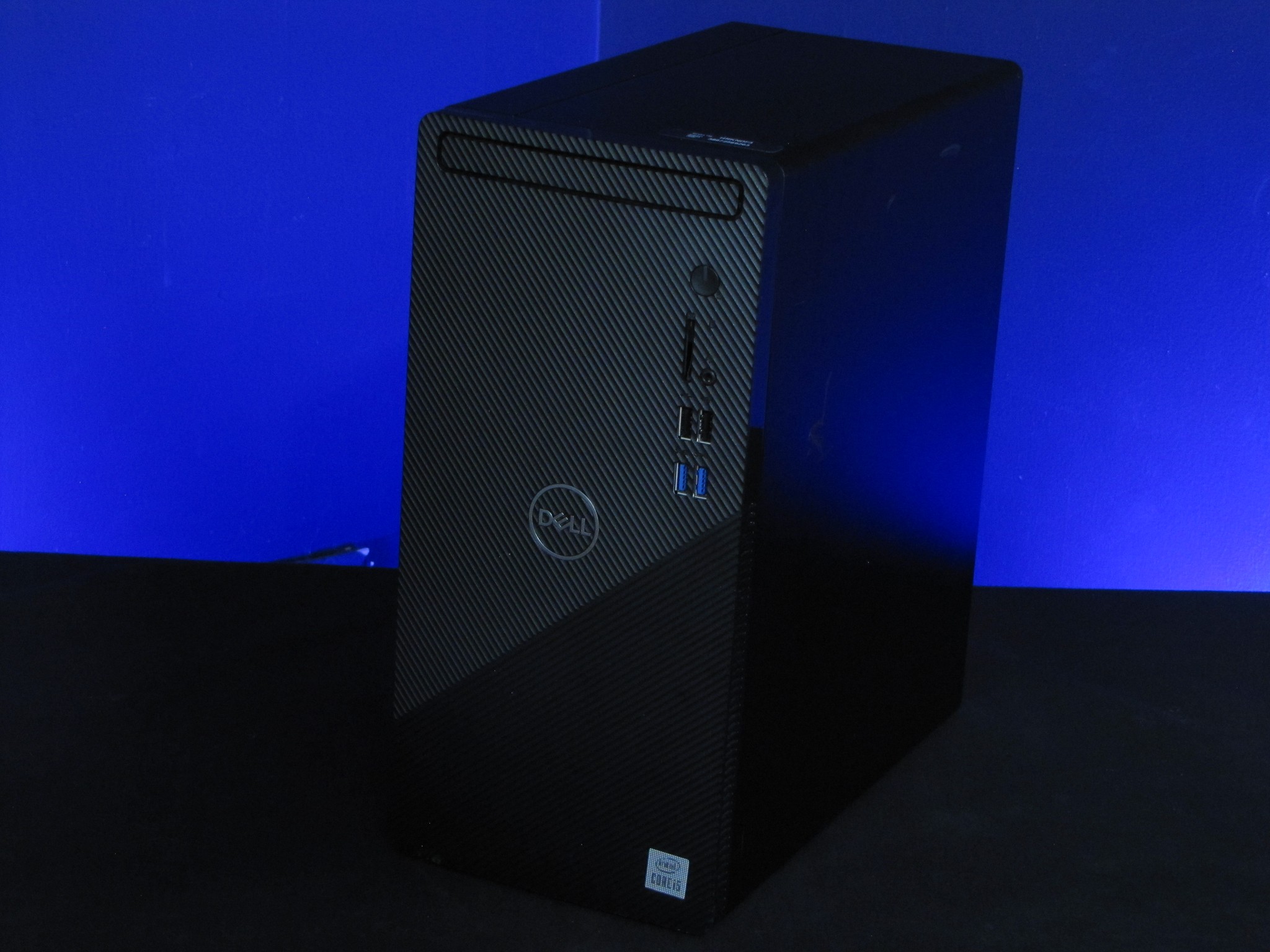 Dell Inspiron Gaming desktop, i5-10400, Quadro P2200 5GB, 16GB DDR4, 500GB SSD, Windows 11
