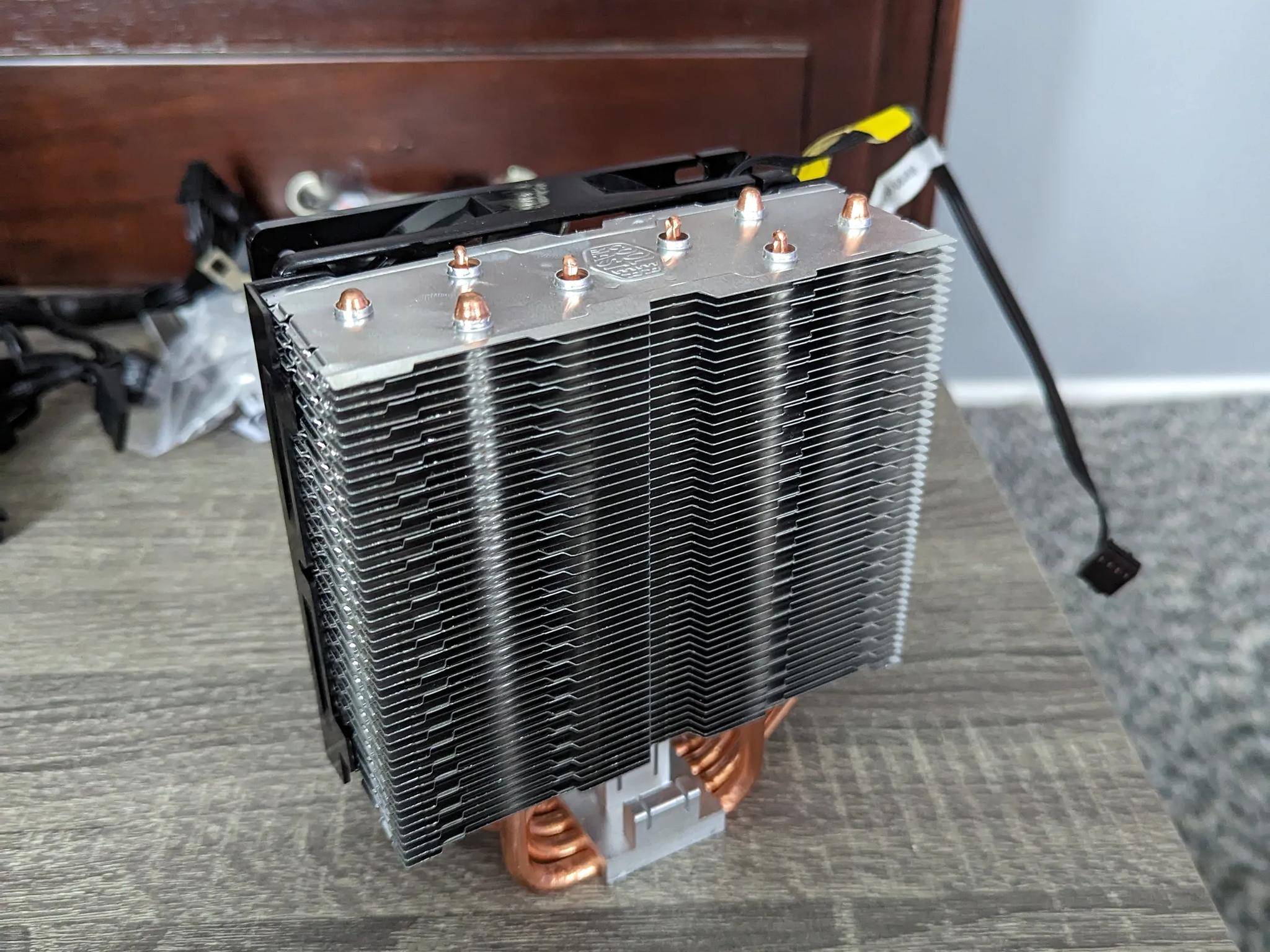Cooler Master Hyper T4
