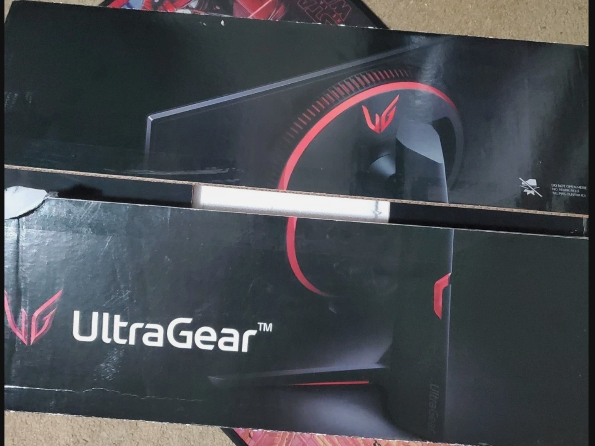 LG UltraGear 27GP850-B 27" 2k QHD 2k 180Hz OC Nano IPS Gaming Monitor w/ ORG box