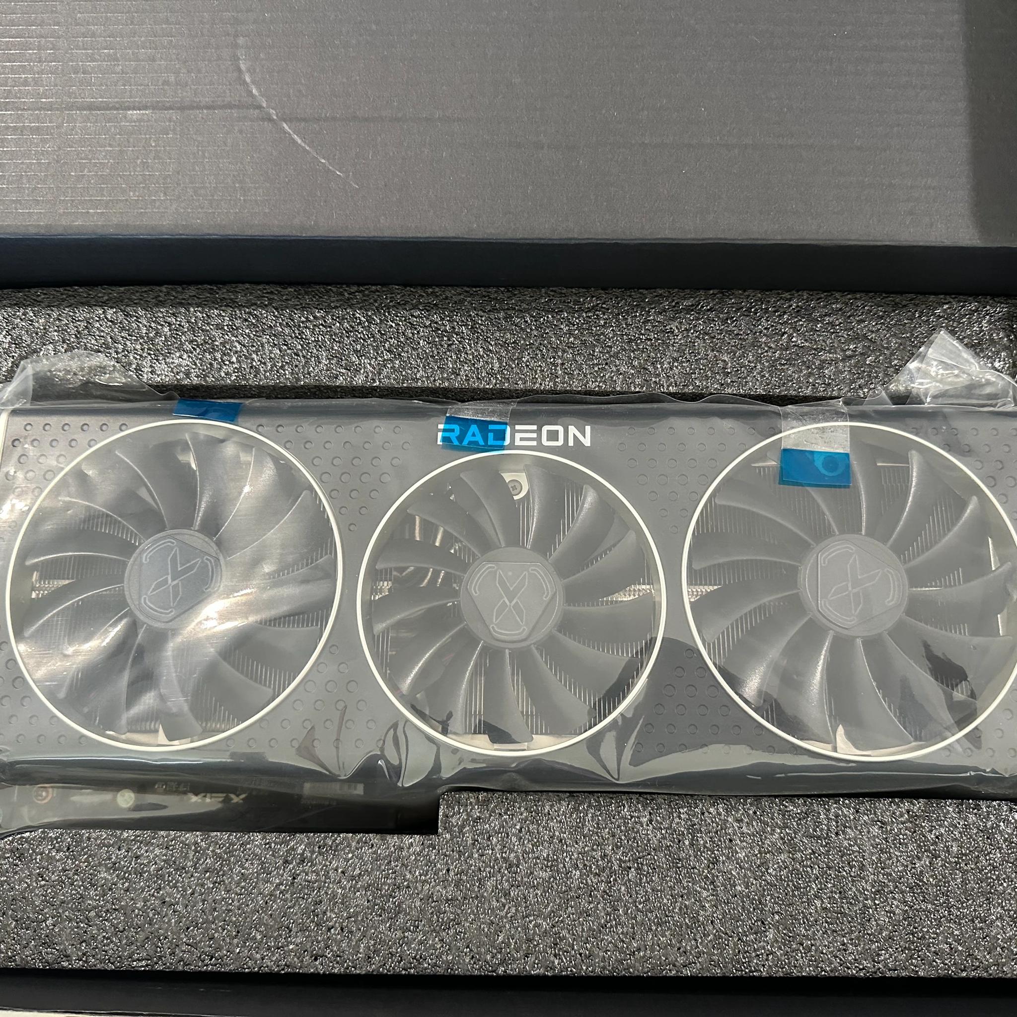 XFX Speedster MERC319 AMD Radeon RX 6900 XT!