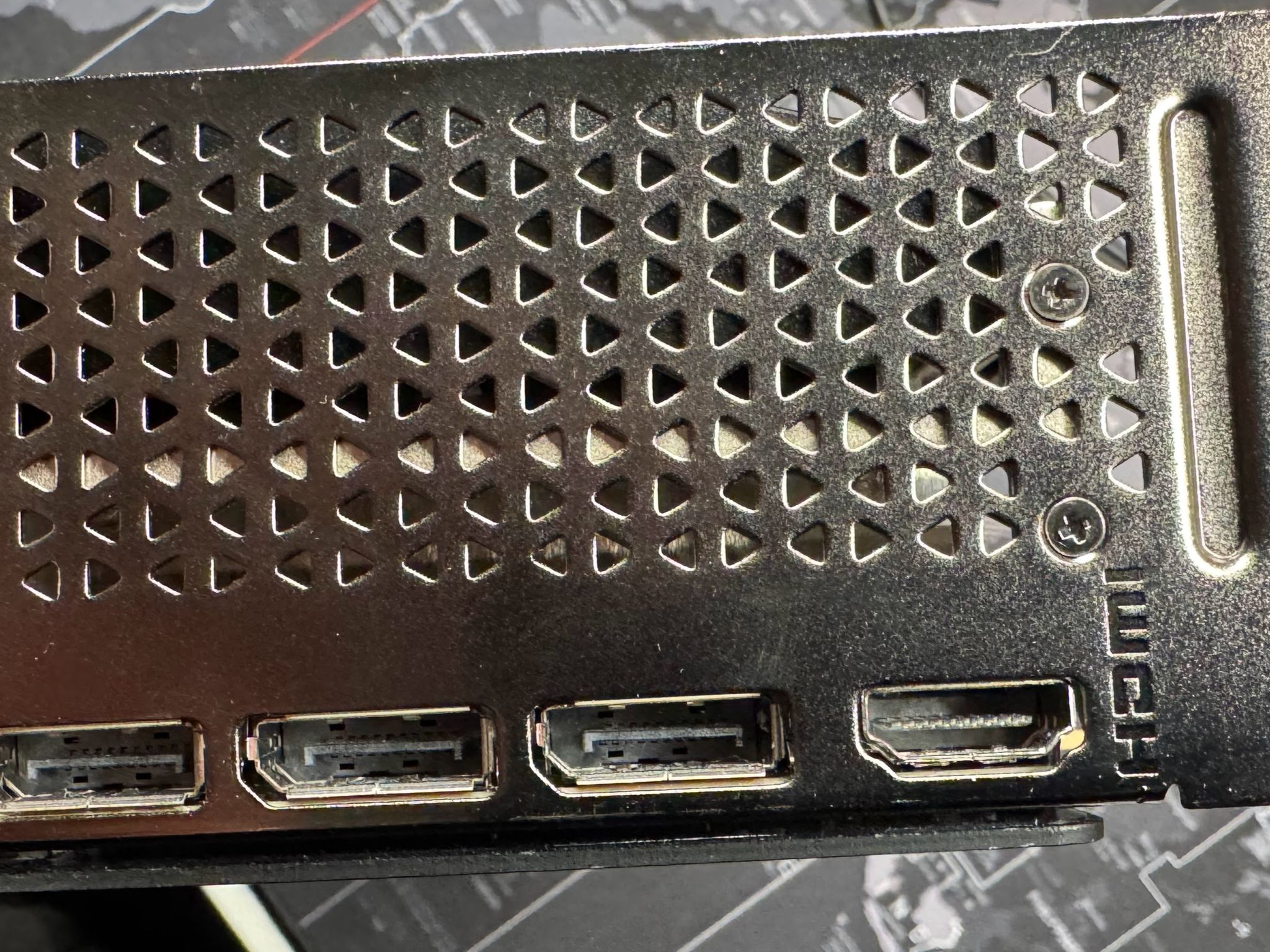 PNY GeForce RTX 5070 Ti OC Triple Fan