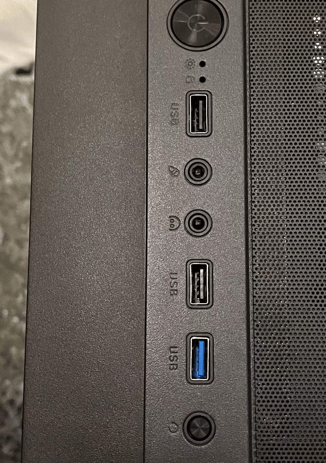 Carbon Compact// i5-9600k, GTX 970 4gb Budget Gaming PC