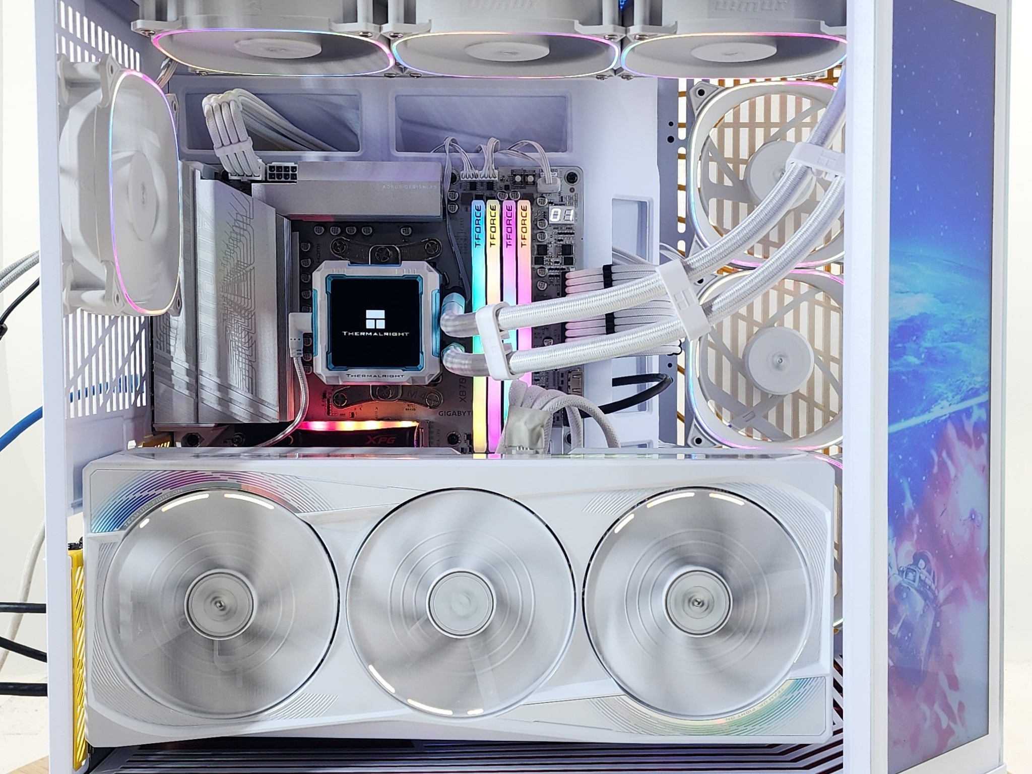 Gaming PC Ryzen 9 9950X3D 32GB RAM 4TB SSD RTX 5090 32GB Windows 11 Computer