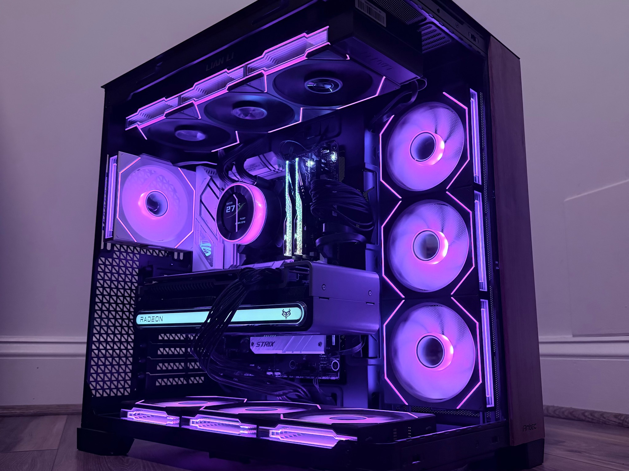 🟣"VoidWalker "🟣| 4k Gaming | Ryzen 7 9800X3D | RX 7900 XT 20GB | 32B DDR5 Ram | 2TB Storage
