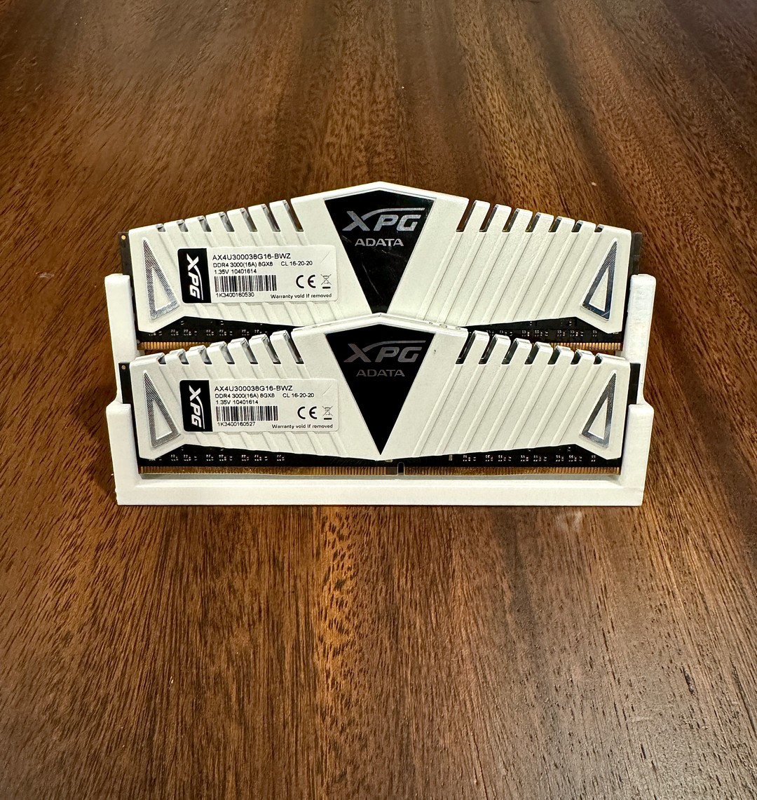 ADATA XPG Z1 16 GB (2 x 8 GB) DDR4-3000 CL16 Memory | Jawa