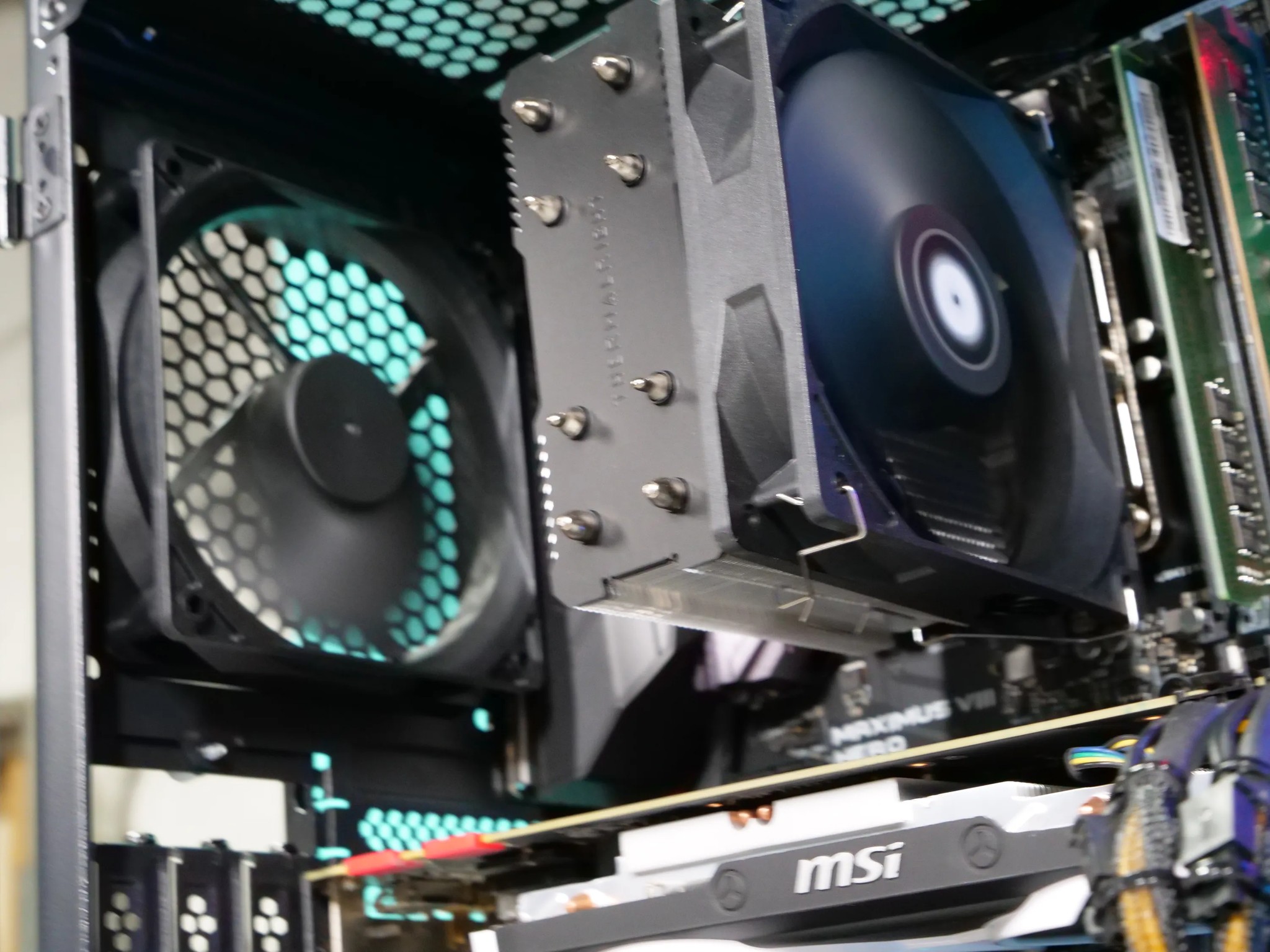 UCW Ready to Play "I Can Be Your Hero, Baby" e-sports build. (i7-6700k + GTX 970+ 32 gb) Free ship!