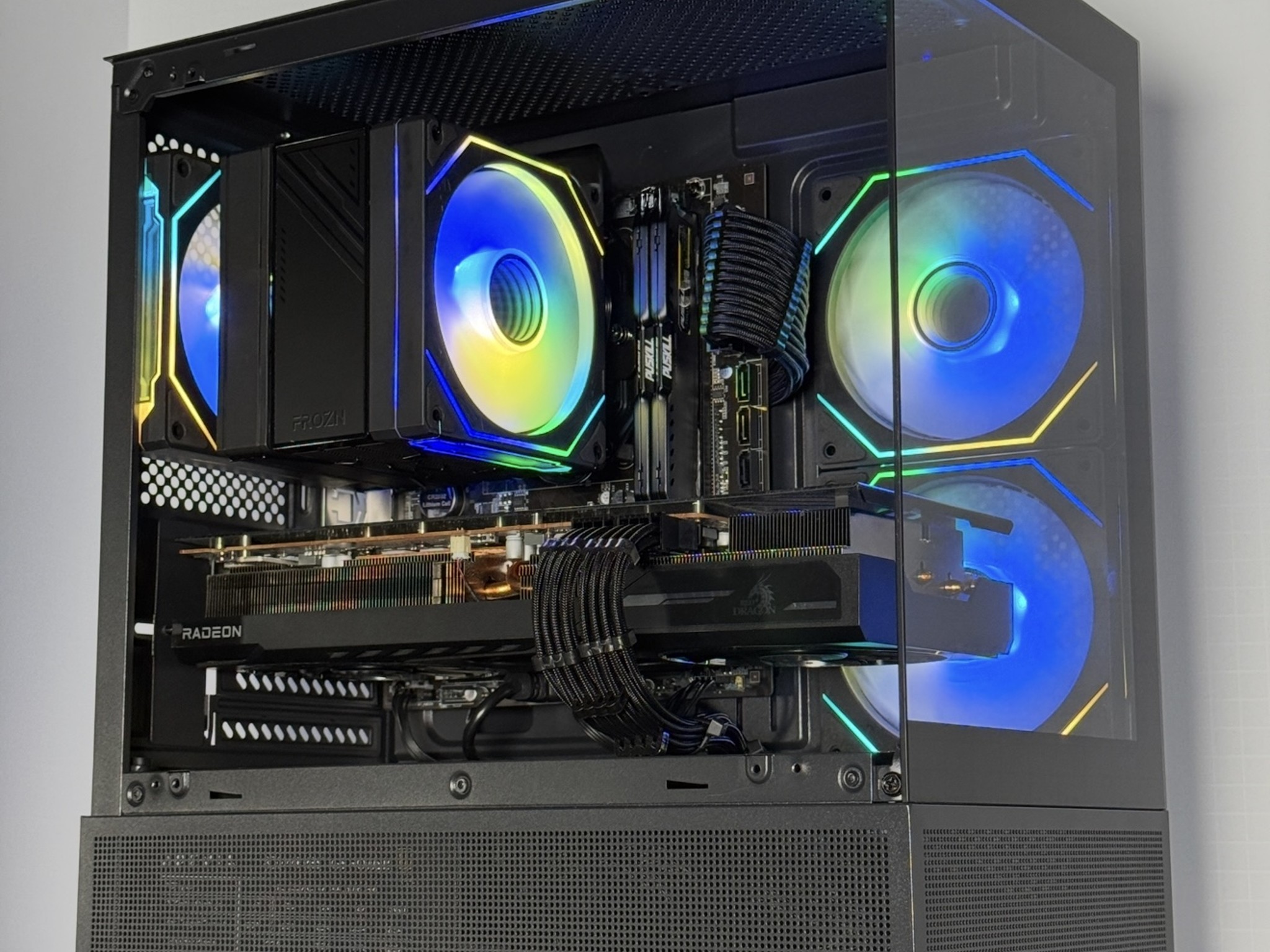 ⛽️CRIMSON PHANTOM⛽️ 1440P | RX 6800 | RYZEN 5 5600X | 1TB NVME