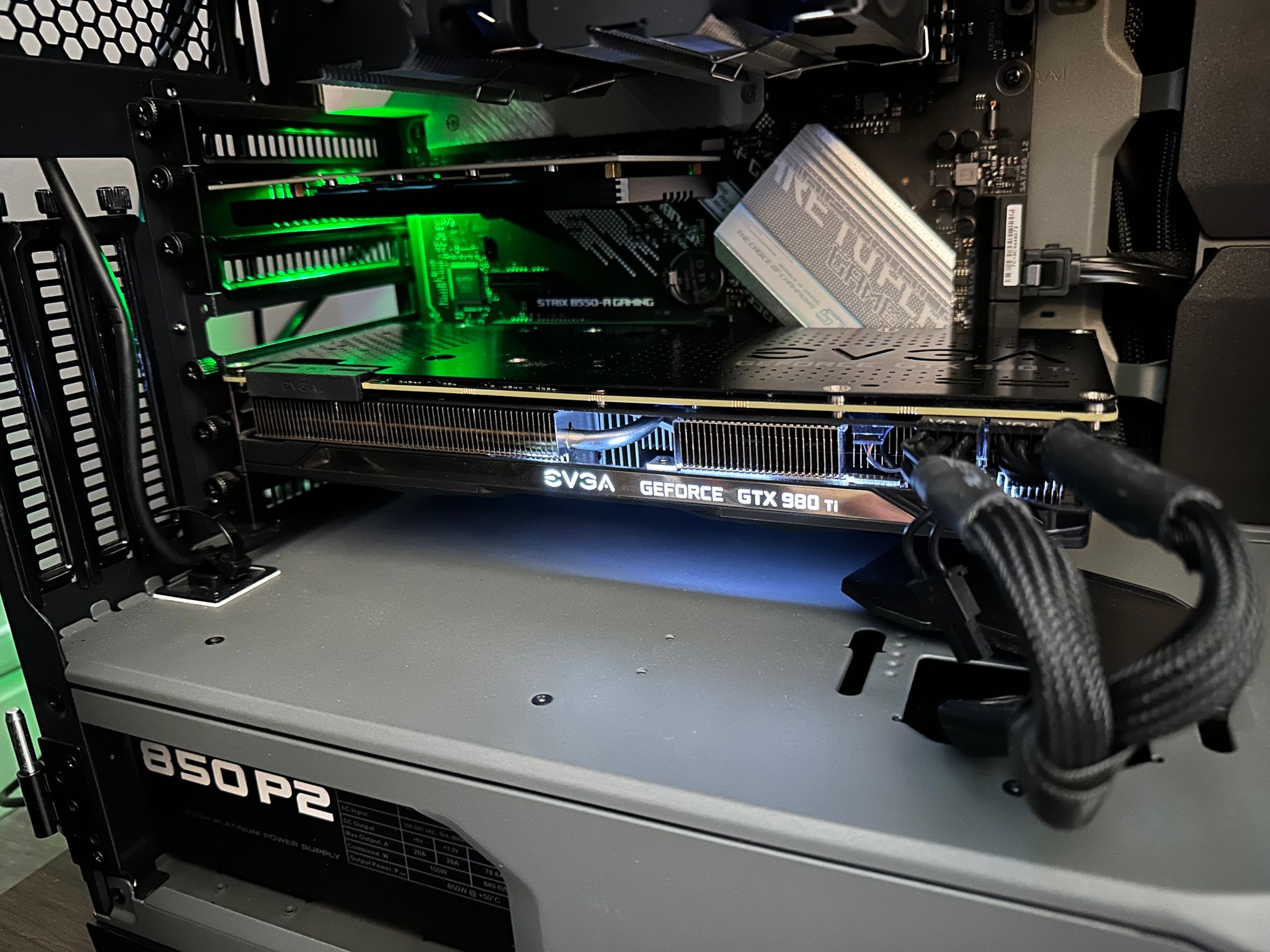 EVGA GeForce GTX 980 Ti 6GB GAMING ACX 2.0+ 06G-P4-4991-KR