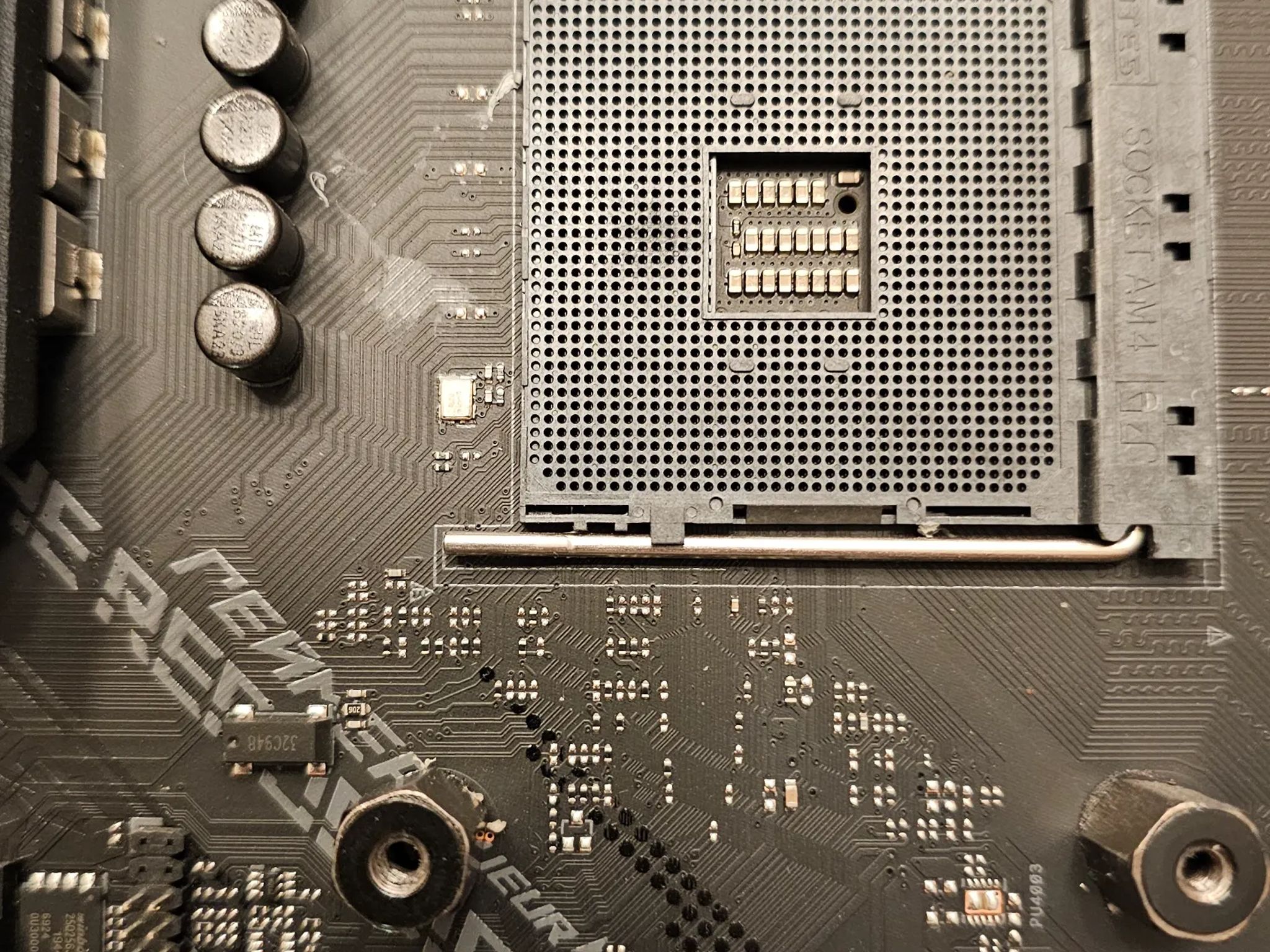 Ryzen 5600x w/ Asus ROG B550-F Gaming WIFI MOBO+32GB DDR4 3600 RAM+Hyper 212 EVO RGB Cooler+500G SSD
