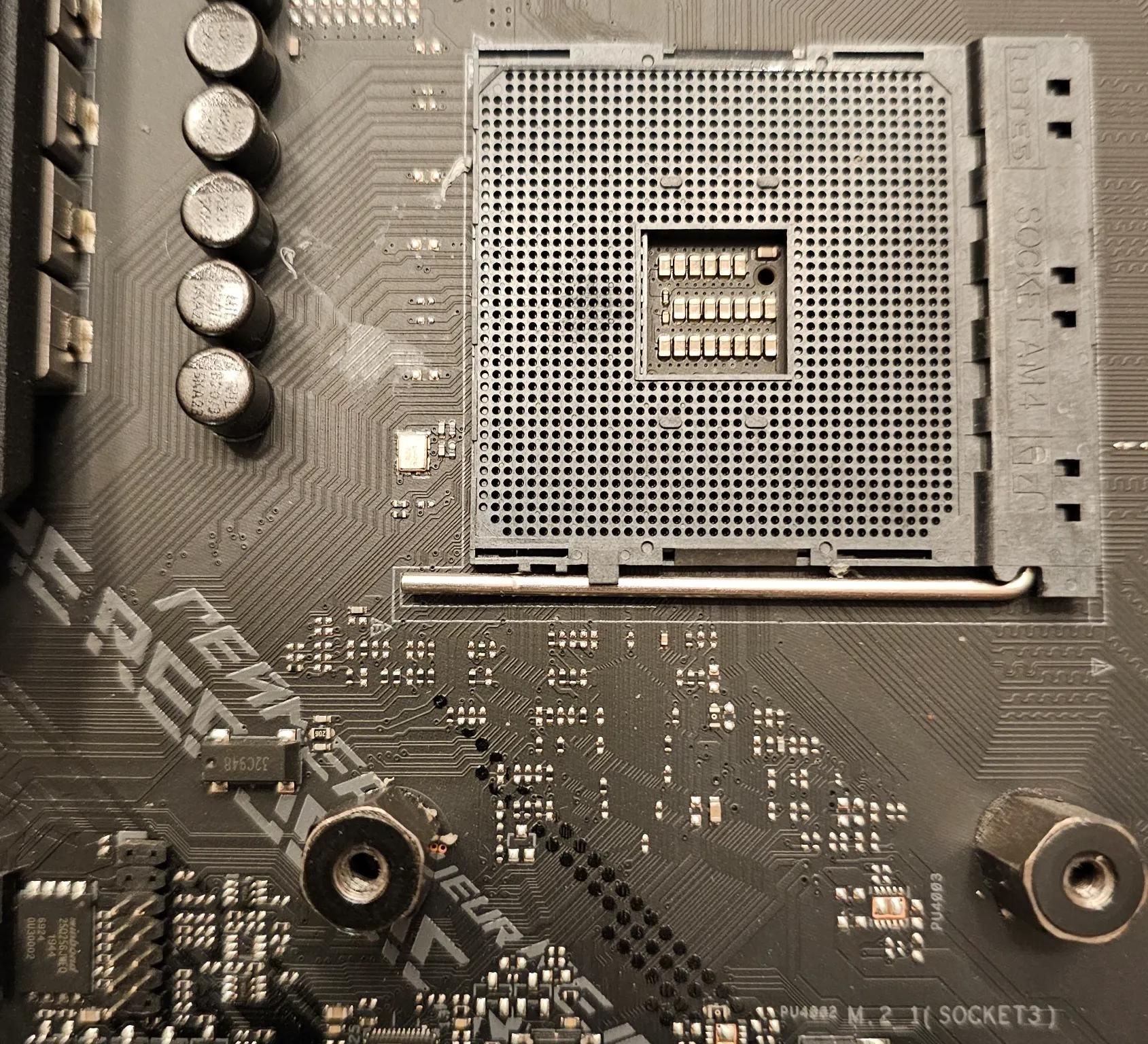 Ryzen 5600x w/ Asus ROG B550-F Gaming WIFI MOBO+32GB DDR4 3600 RAM+Hyper 212 EVO RGB Cooler+500G SSD