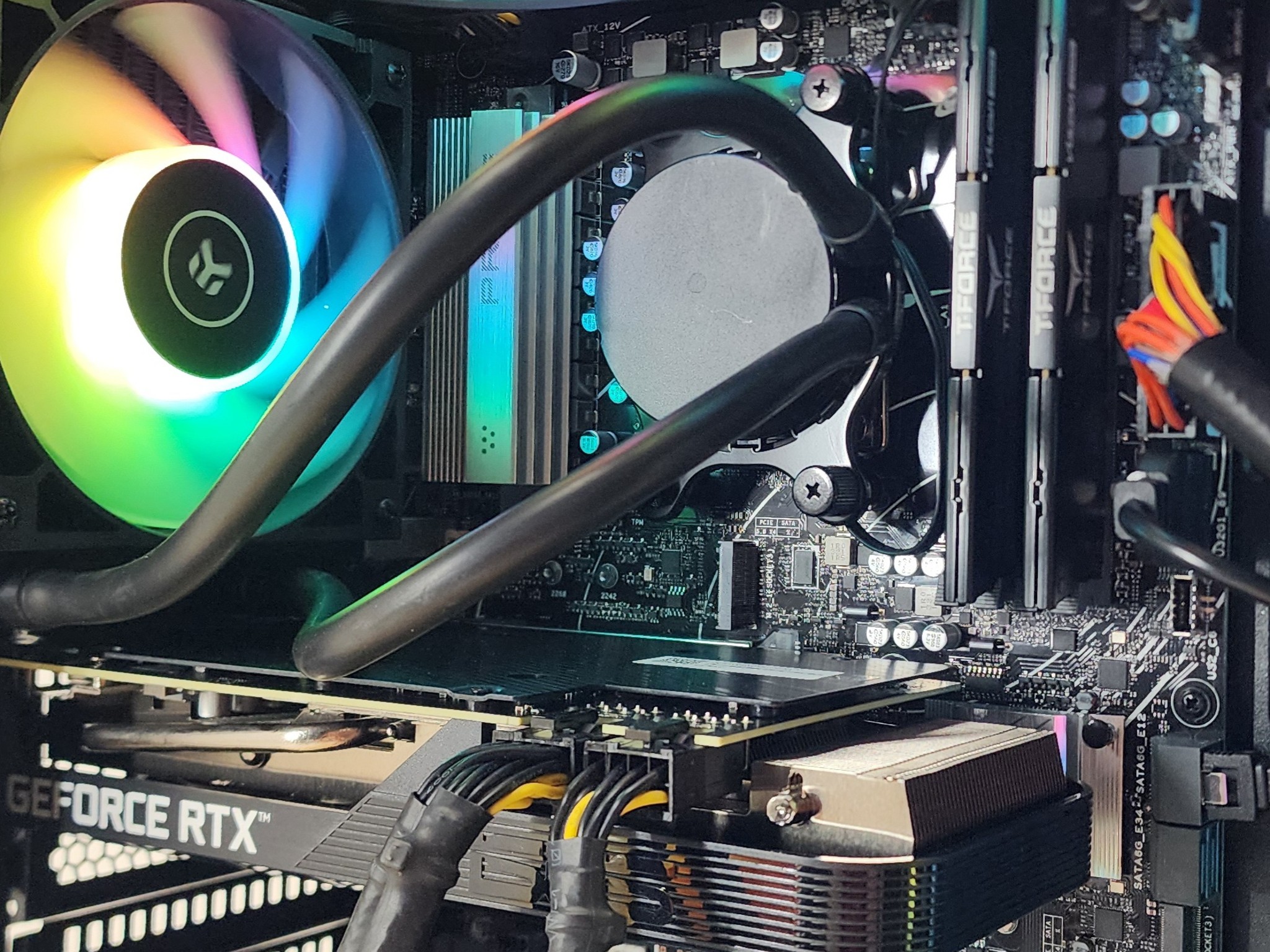 Gaming PC Ryzen 5 8400F 16GB RAM 1TB SSD RTX 3060 Ti 8GB Windows 11 Computer