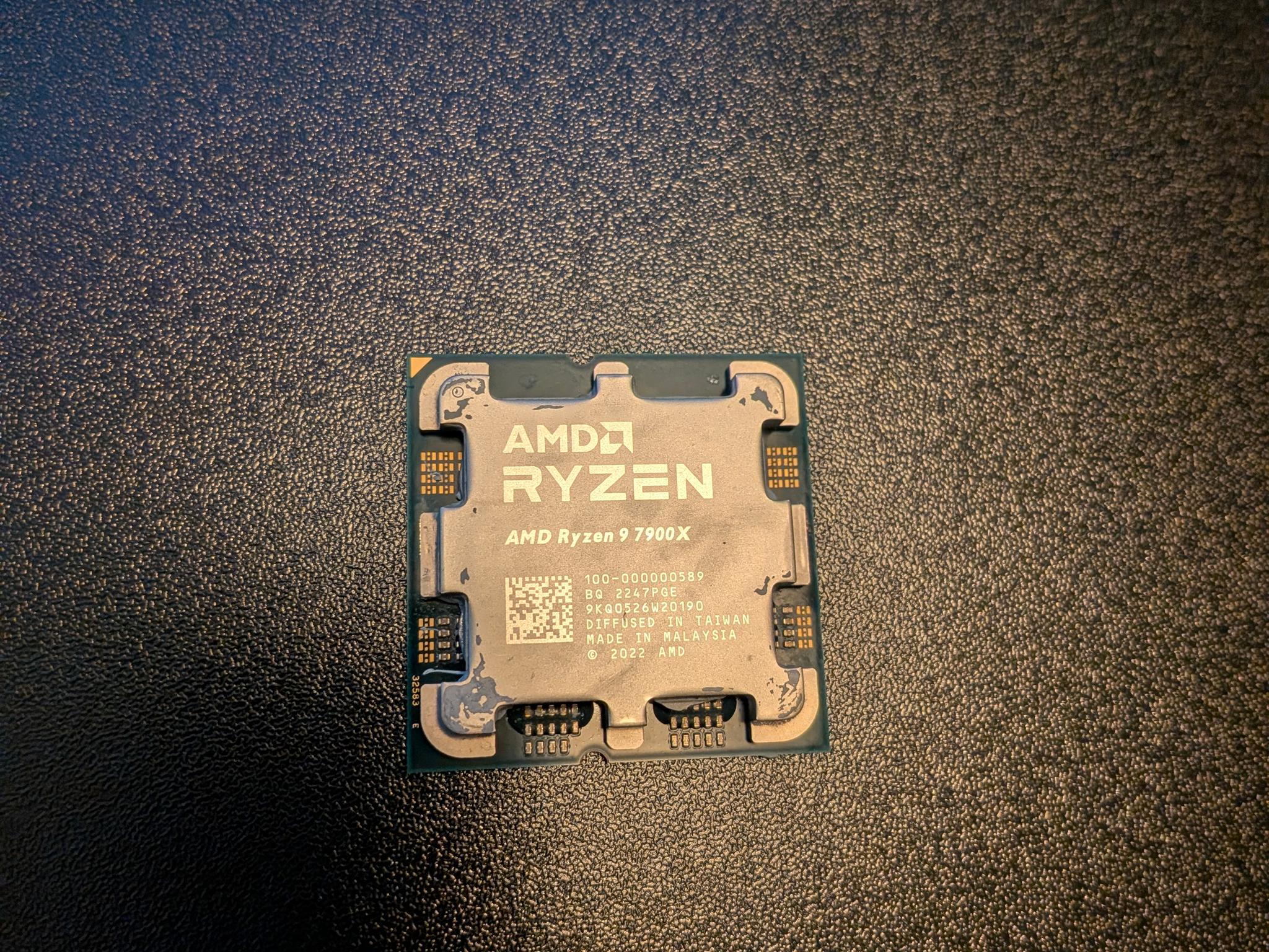 AMD Ryzen 9 7900X