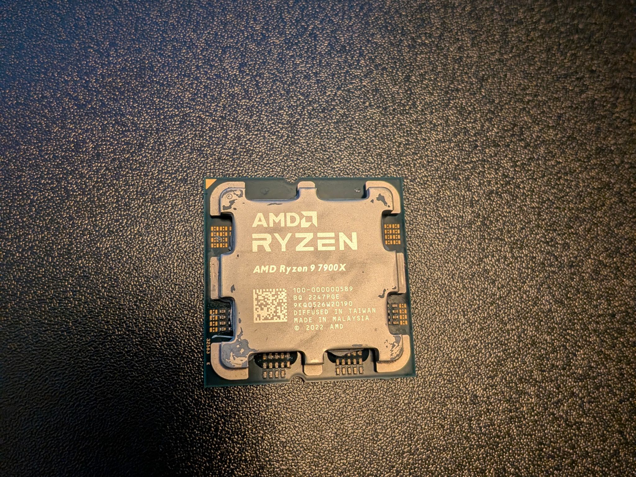 AMD Ryzen 9 7900X