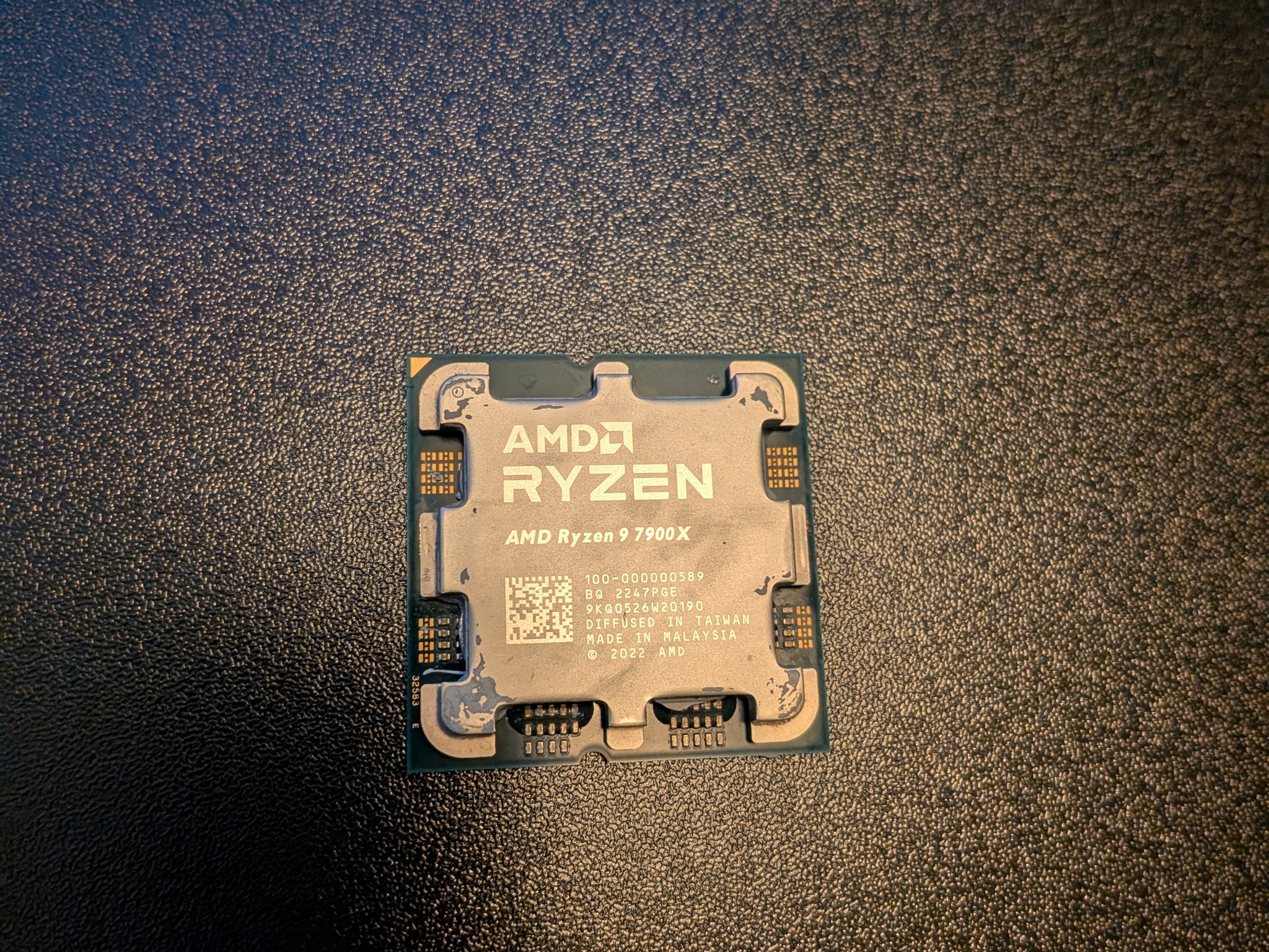 AMD Ryzen 9 7900X