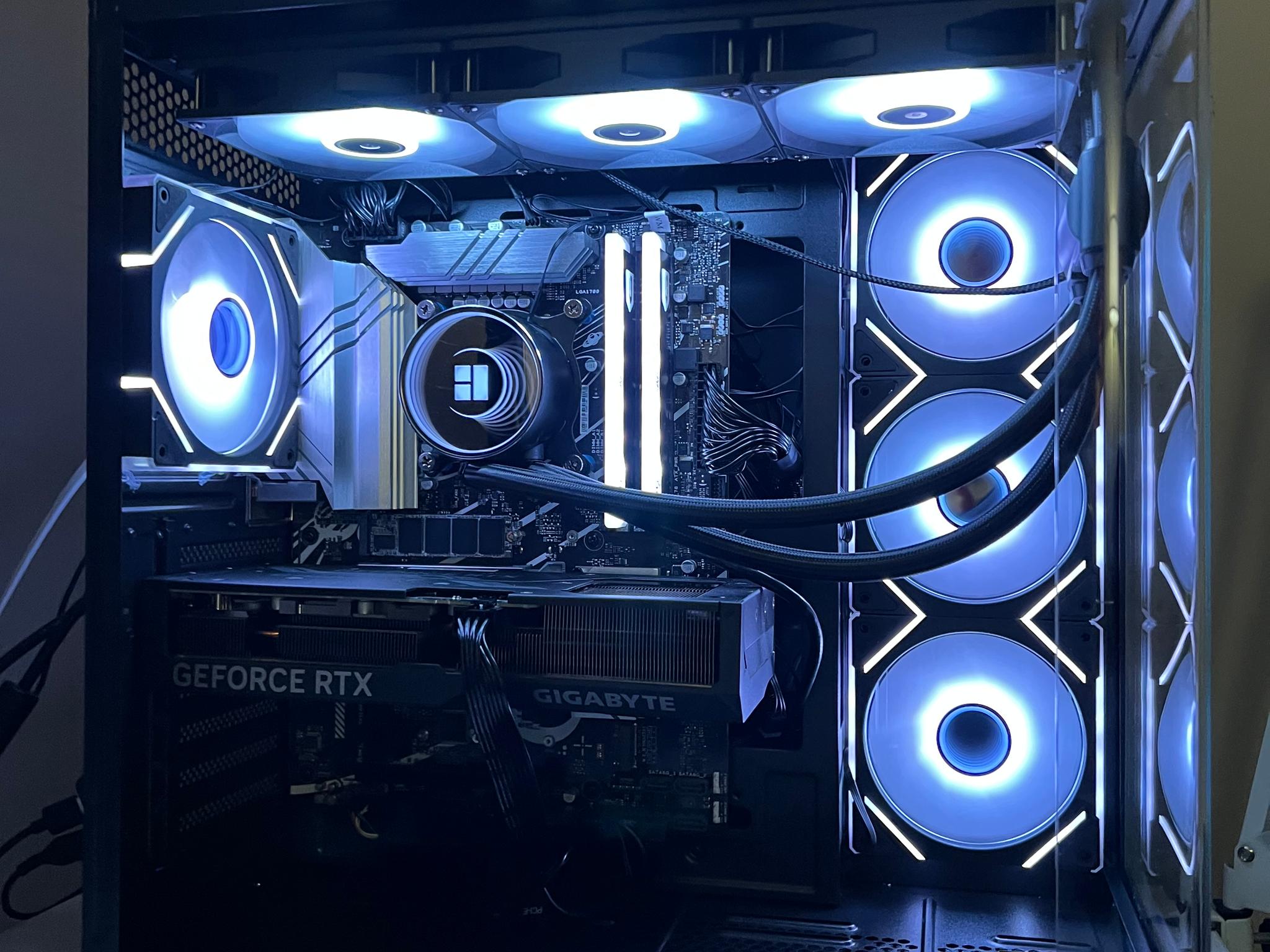 RTX 4070 gaming pc | Intel core i7 14700kf| 32gb ddr5| 2tb storage| 4k gaming