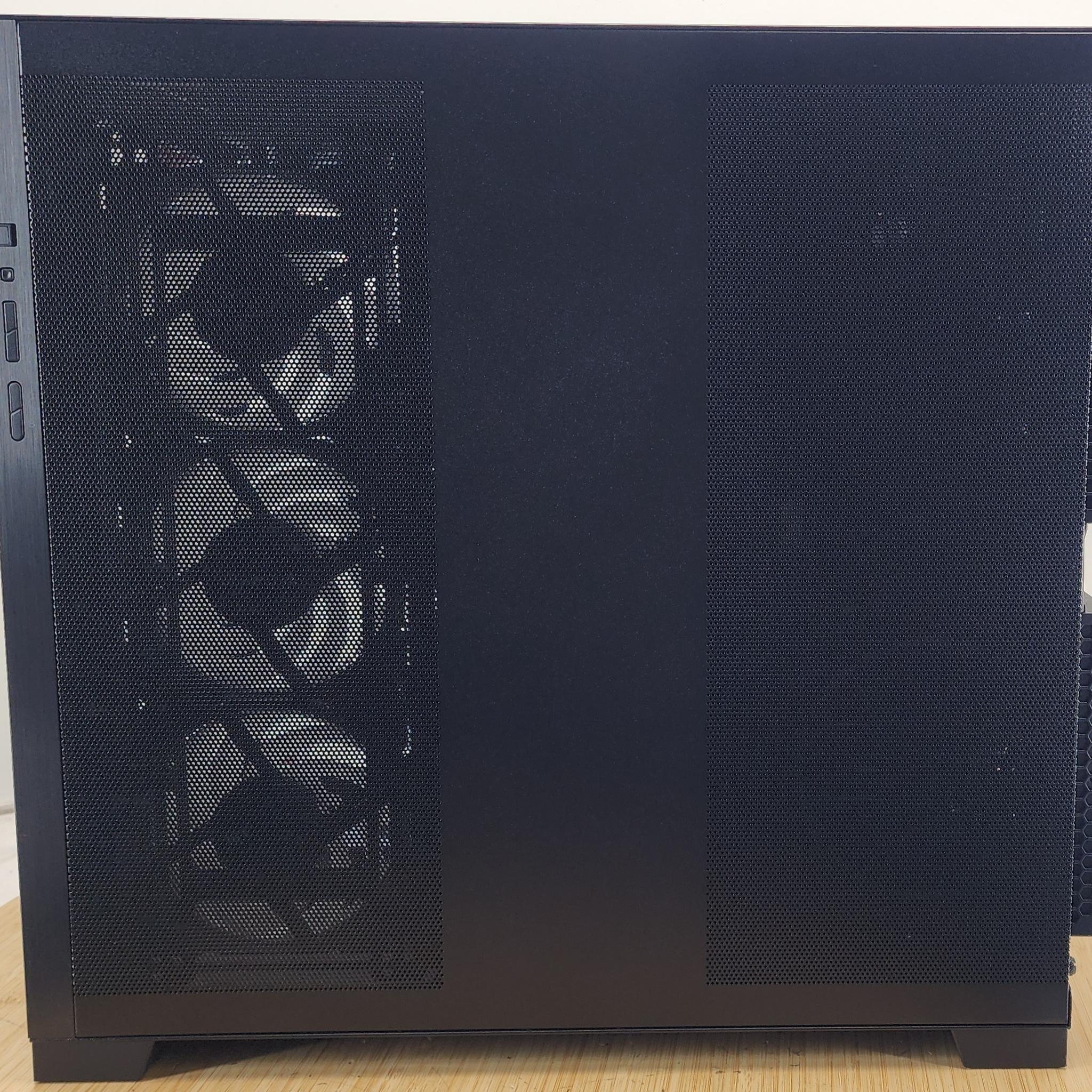 Gaming PC Ryzen 9 9950X3D 32GB RAM 2TB SSD RTX 5070 Ti 16GB Windows 11 Computer