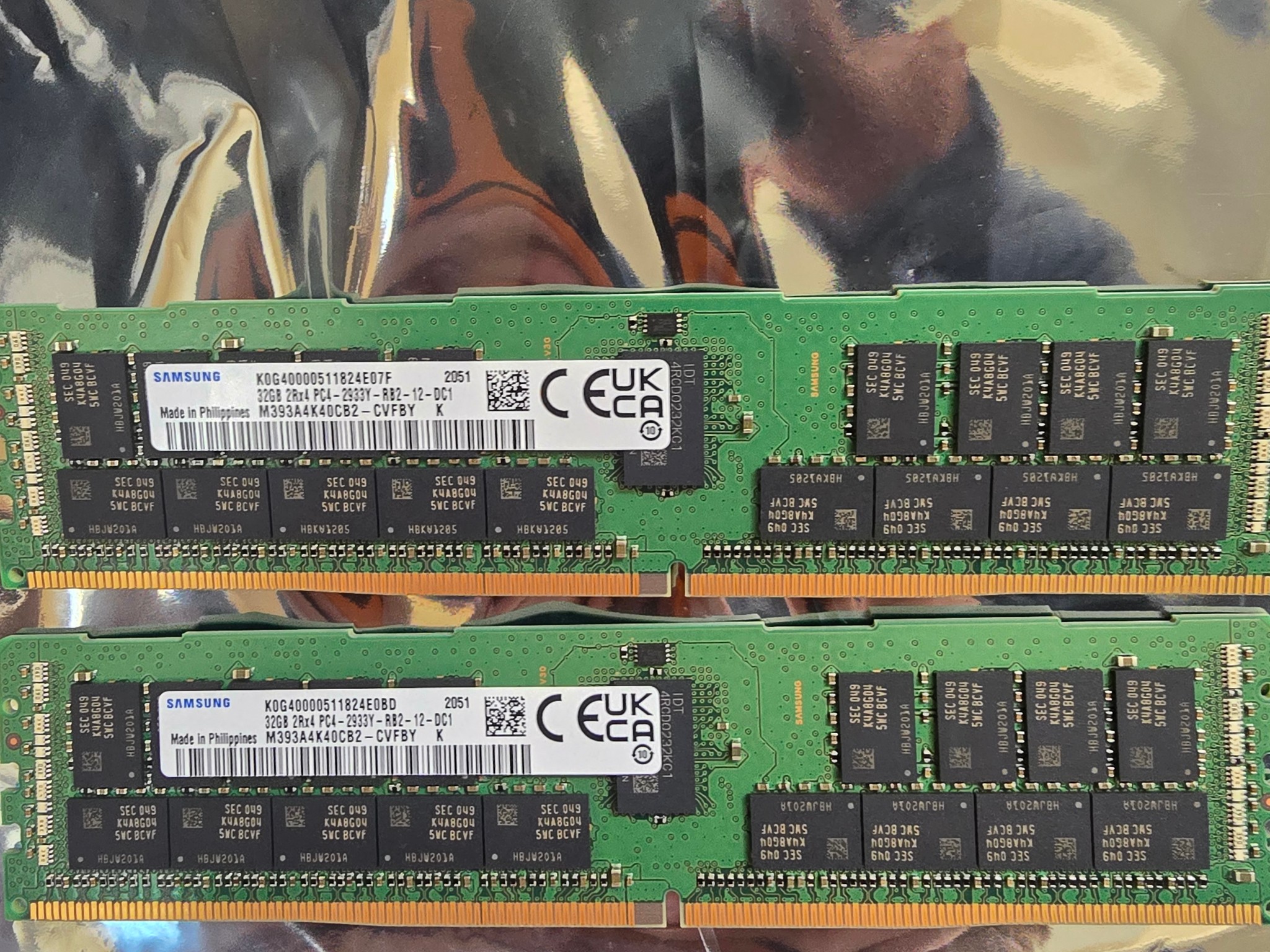 Samsung 32GB DDR4 2933 ECC RDIMM 2Rx4 PC4-2933Y M393A4K40CB2 server ram