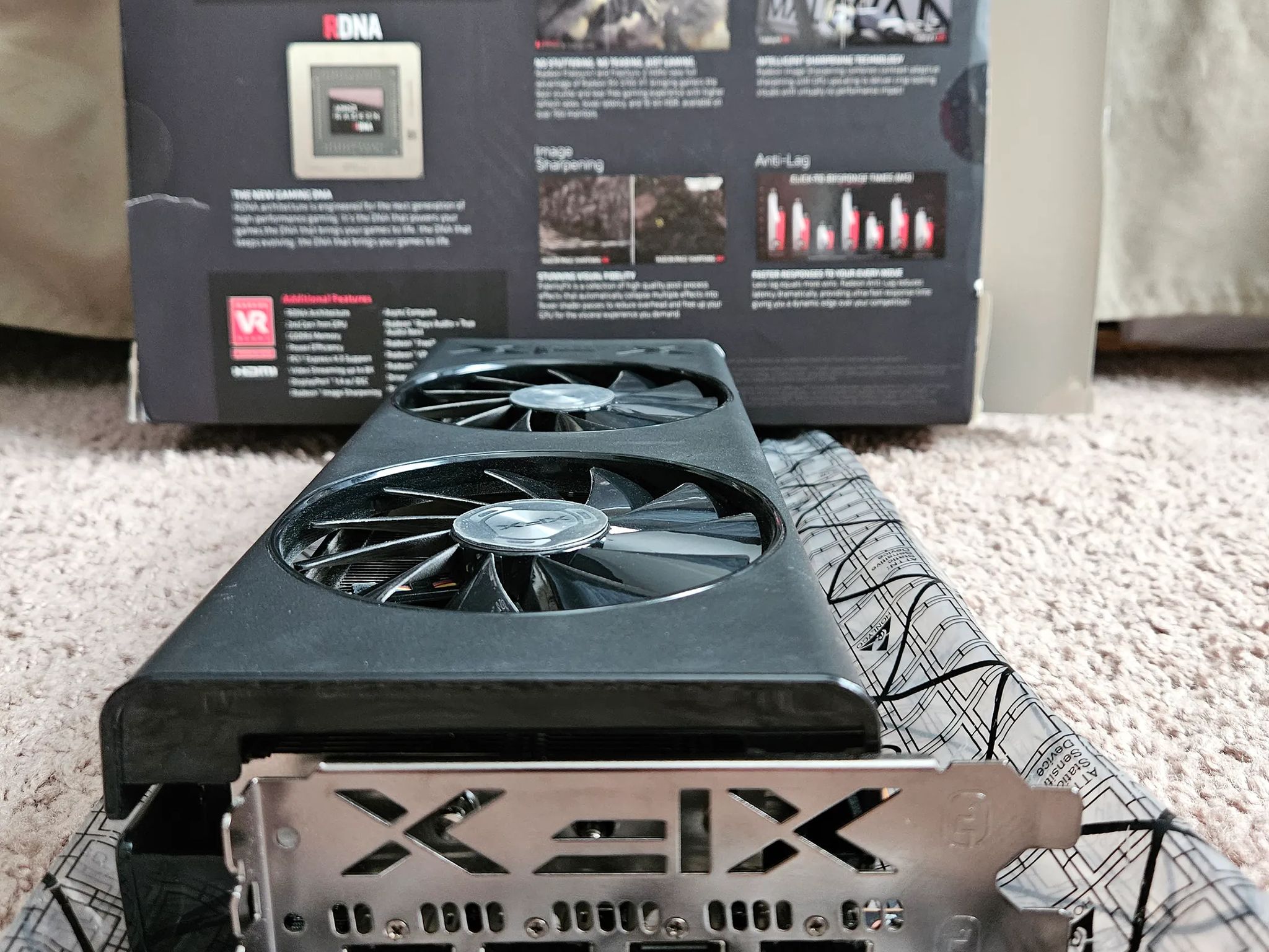 XFX 5700/5700XT, dual bios that has been flashed to run as 5700XT