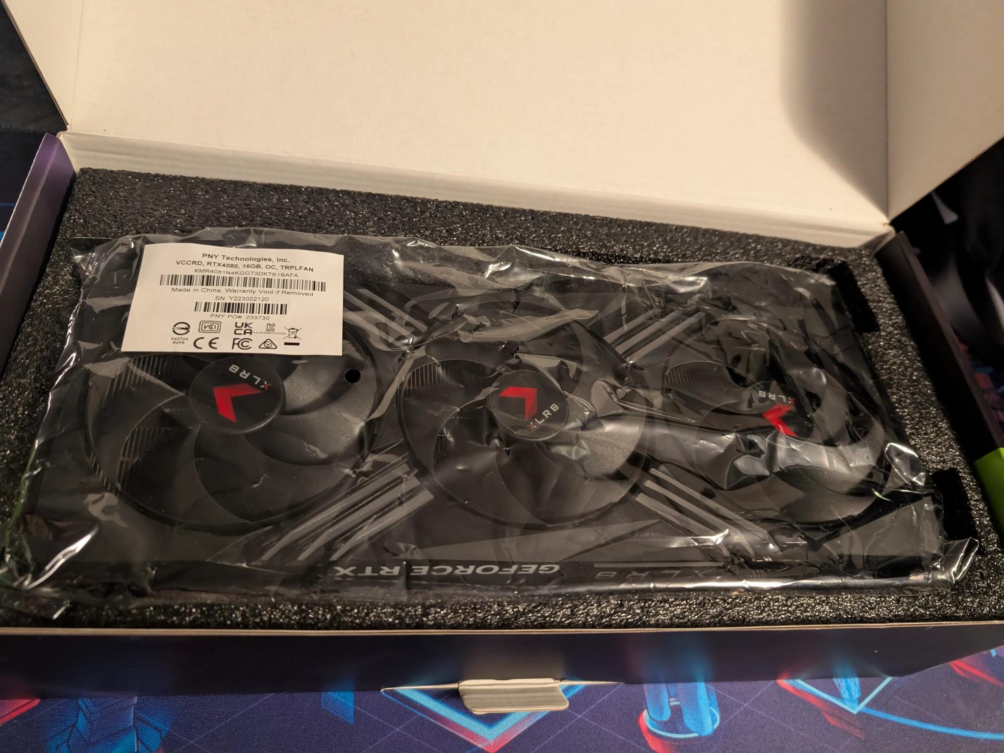 PNY GeForce RTX 4080 16GB XLR8 Gaming VERTO EPIC-X RGB