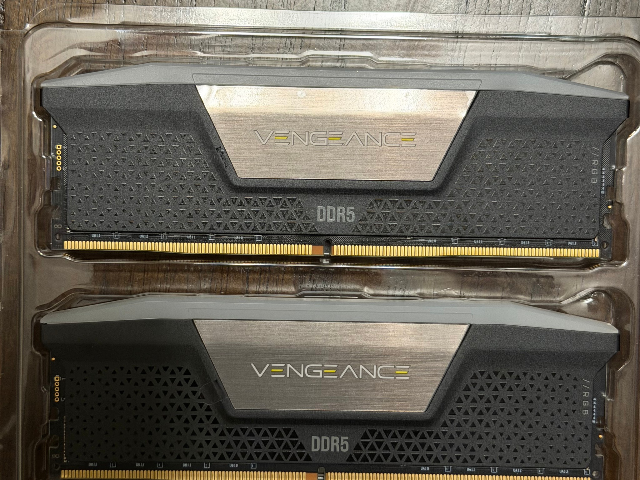 Corsair Vengeance RGB 64GB (2x32GB) 5200MHz CL40