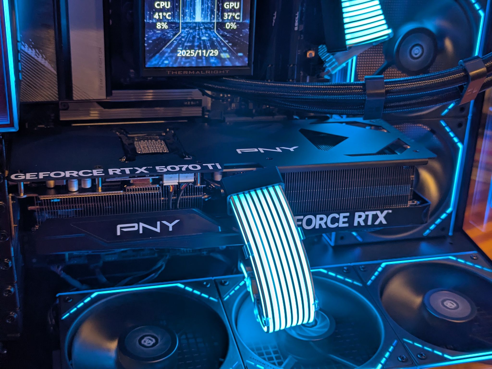 🖤⚡ Ryzen 7 9800X3D + RTX 5070 Ti | 1440p Monster | Black LCD + Infinity Mirror Build
