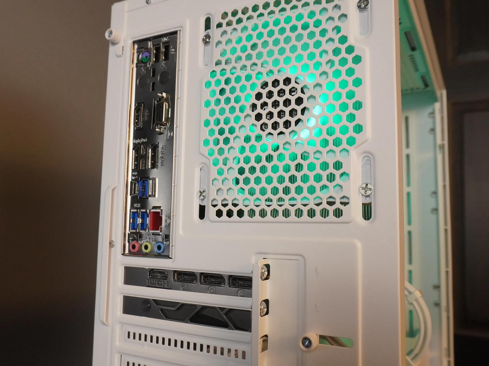 🤍AESTHETIC🤍 1440/1080p NEW GEN GAMING MACHINE 💚RTX 5060 💙 i5 12400f | 32GB | 1TB | WIFI