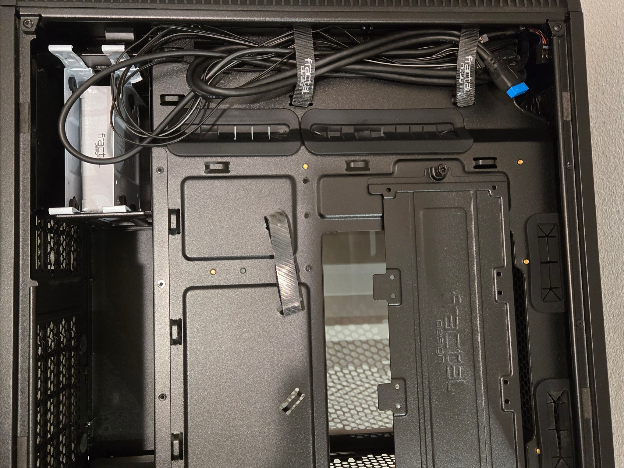 16gb DDR4, AMD 3600X + Cooler, Asus TUF B550M Plus Wifi, Fractal Design Mini C (More Info in Desc)