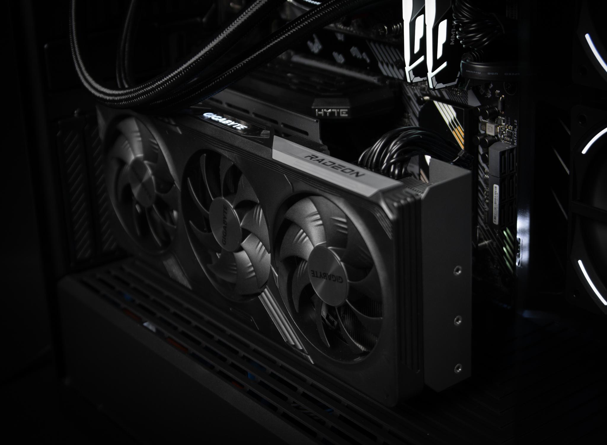 “Predarc” RX 7700 XT 32GB Ryzen 7 Windows 11 1TB Gaming PC Powerhouse