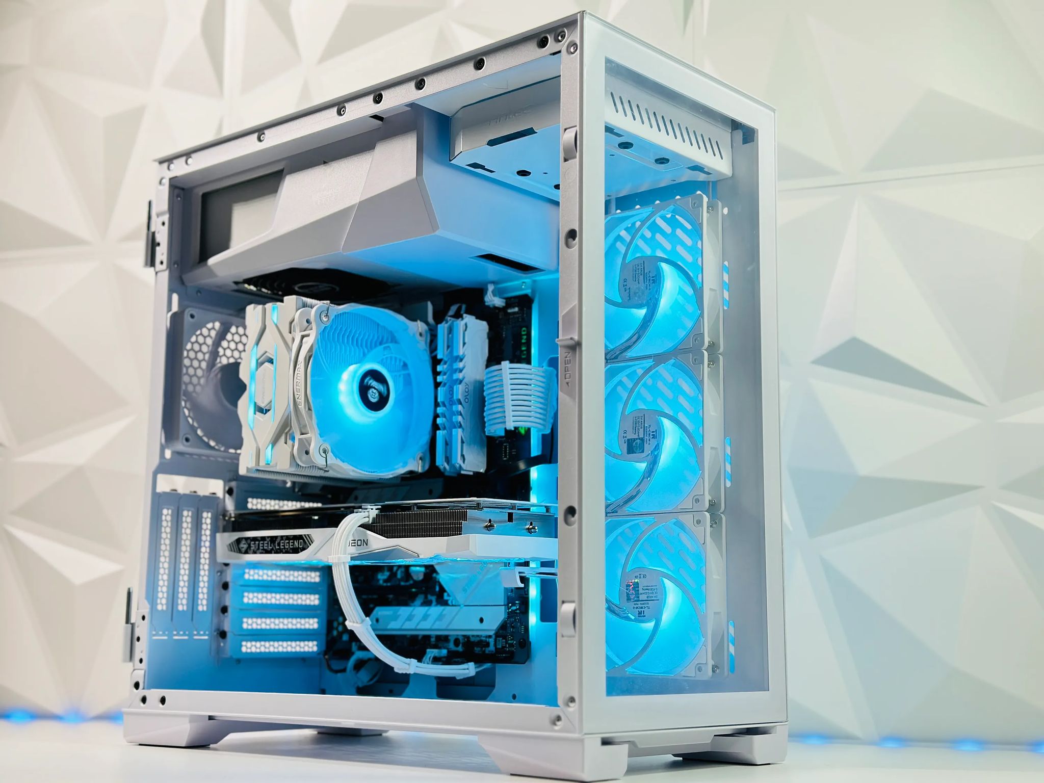 🌬️☃️Snowman⛄Gaming PC❄️AMD RX 7600 8GB❄️Intel i5 11400F 6 core❄️16GB DDR4❄️1TB NVME