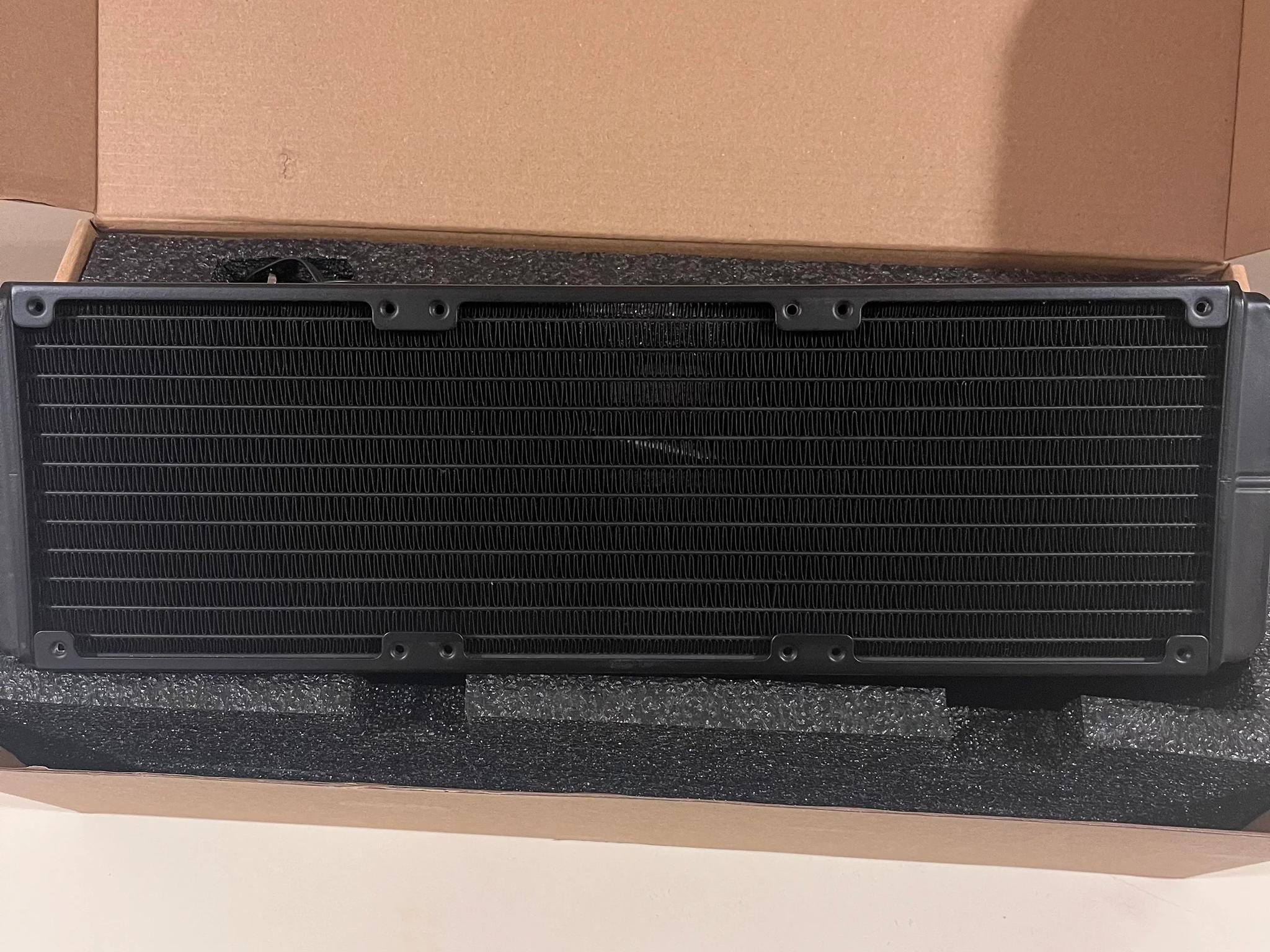 Like New EVGA CLC 360mm AIO (Black)