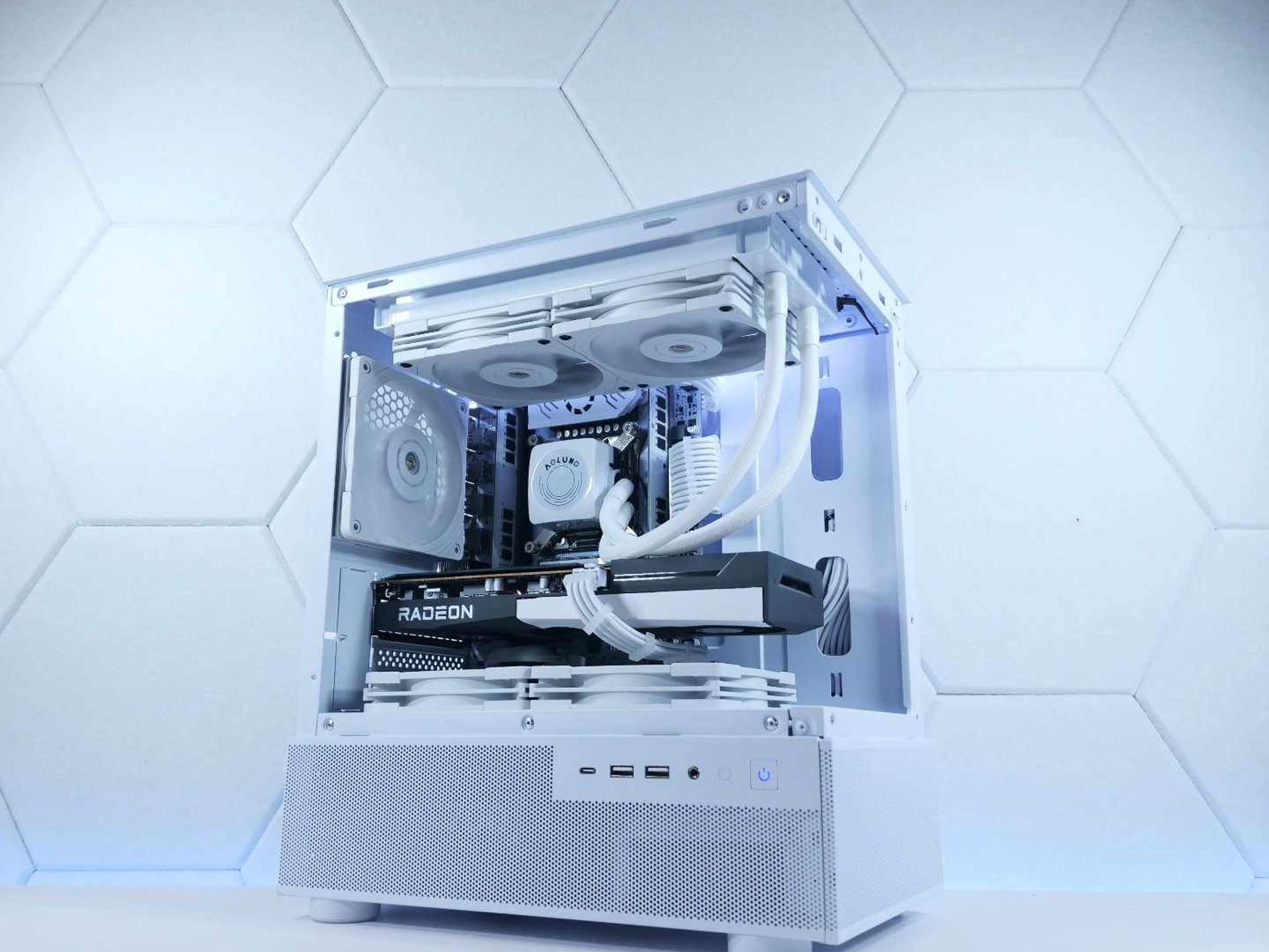 🤍🤍1080p Gaming | RX 6600 | Core i7 5820K | 16GB 3000MHz* | 512GB M.2 SSD