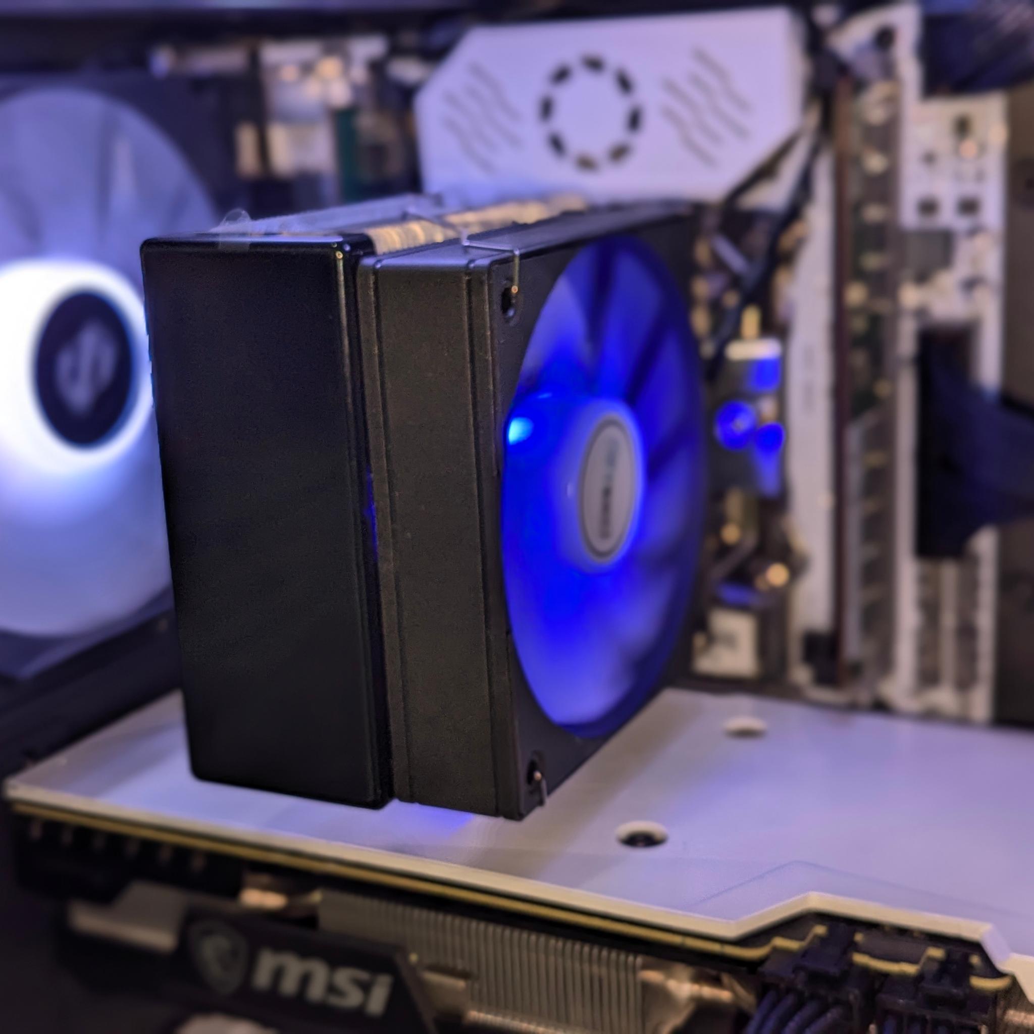 シャチ  ⚫⚪RTX 3070⚫⚪32GB DDR4 RAM⚫⚪Intel(8-cores/16-threads)⚫⚪1tb Nvme⚫⚪Windows 11 Pro
