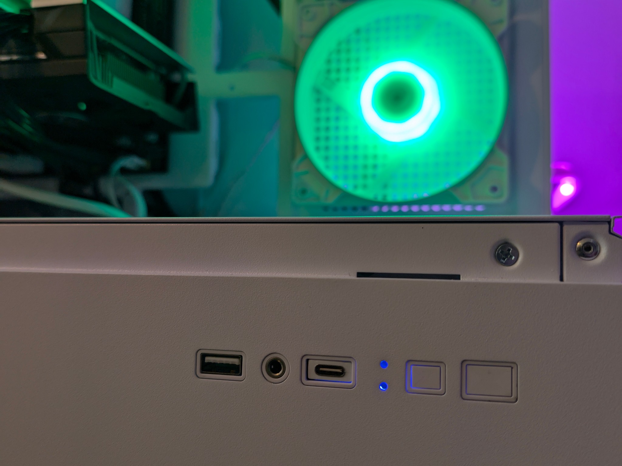 Ryzen 5 2600X | RX 580 8GB | 16GB RAM | Entry Level Gaming PC