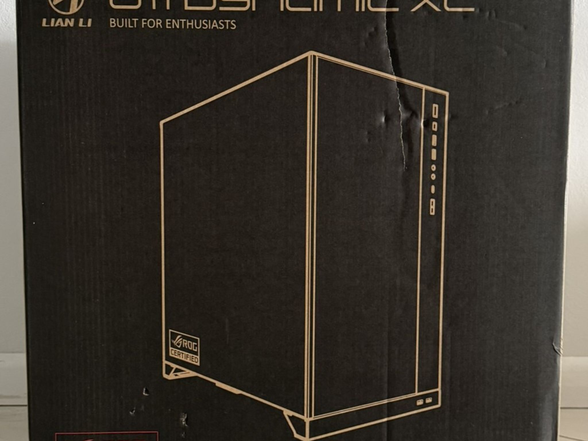 Lian Li O11D XL Tempered Glass ATX Tower Case - Silver