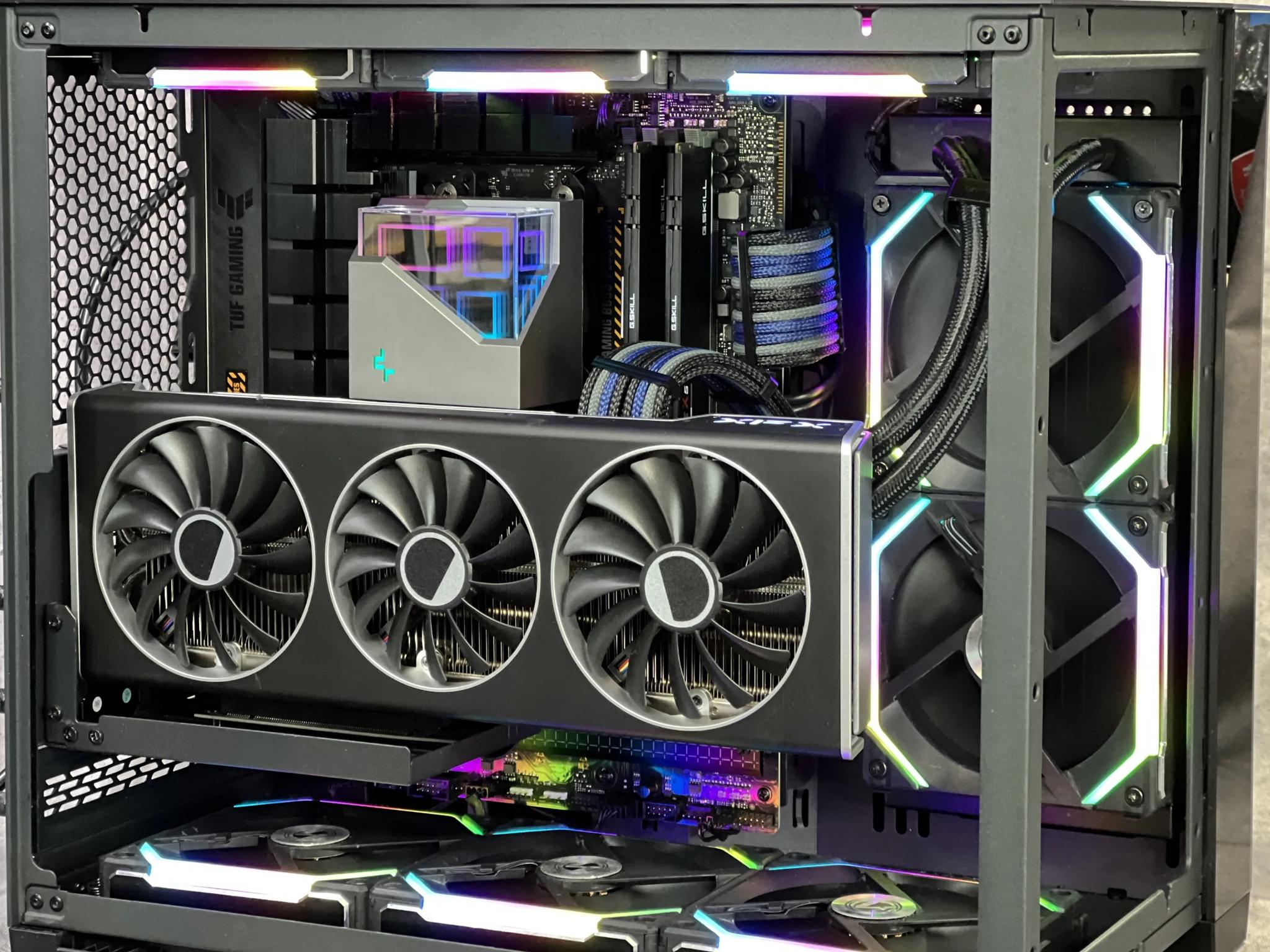 Custom Gaming PC - 7600X3D, 7800 XT, 32GB DDR5-6000, 1TB Gen 4 NVMe, full custom cables