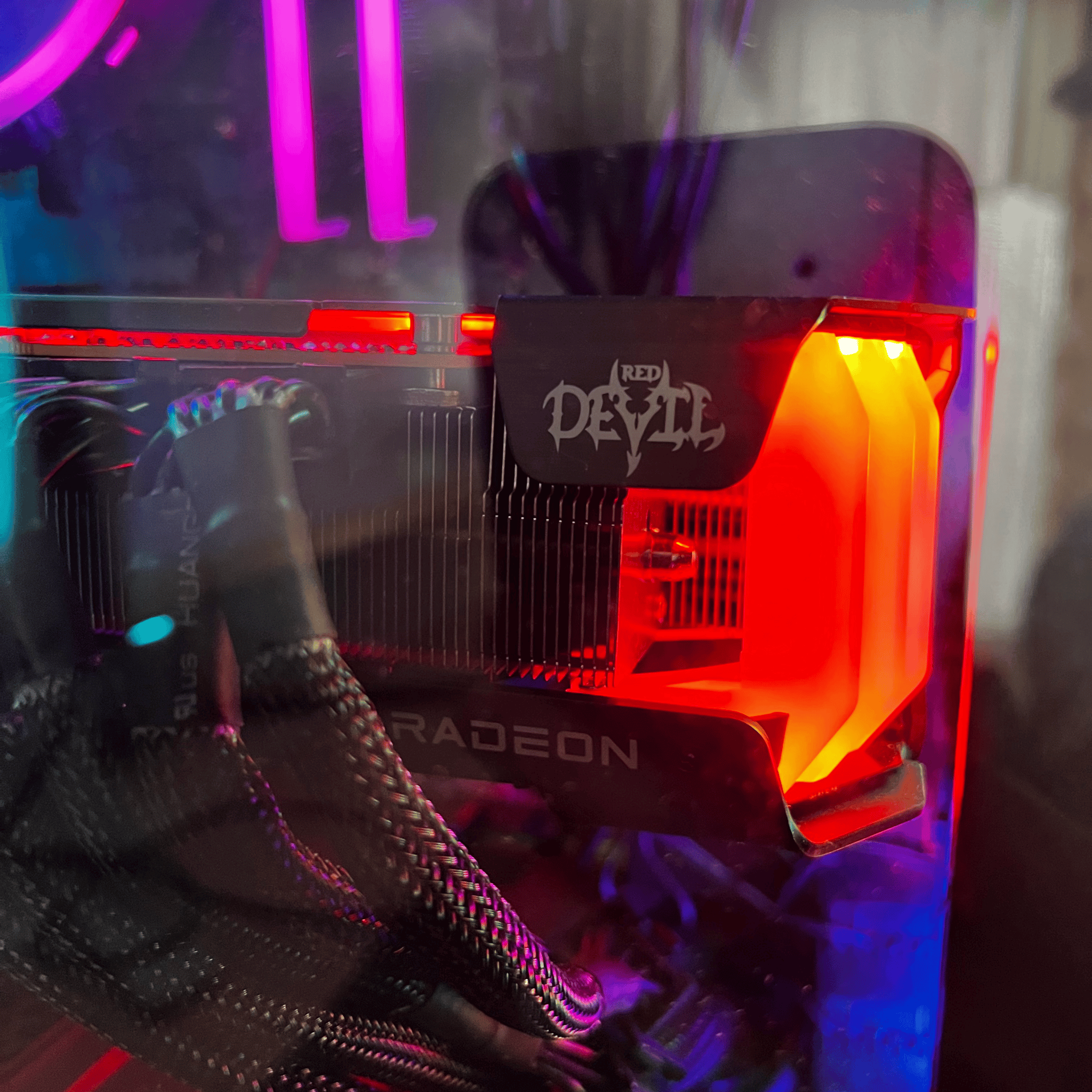 INSANE DISCOUNT! 6900xt Ryzen 7 5700x build