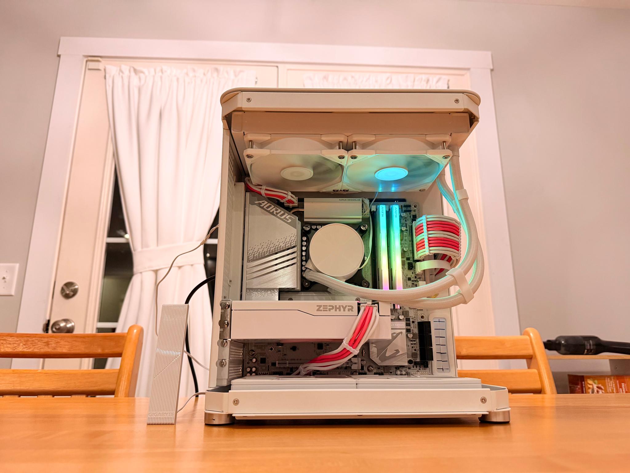 Zephyr| RTX 4070, 13900KS, 32gb DDR5 6400, 1tb SSD, WiFi Equipped Gaming PC