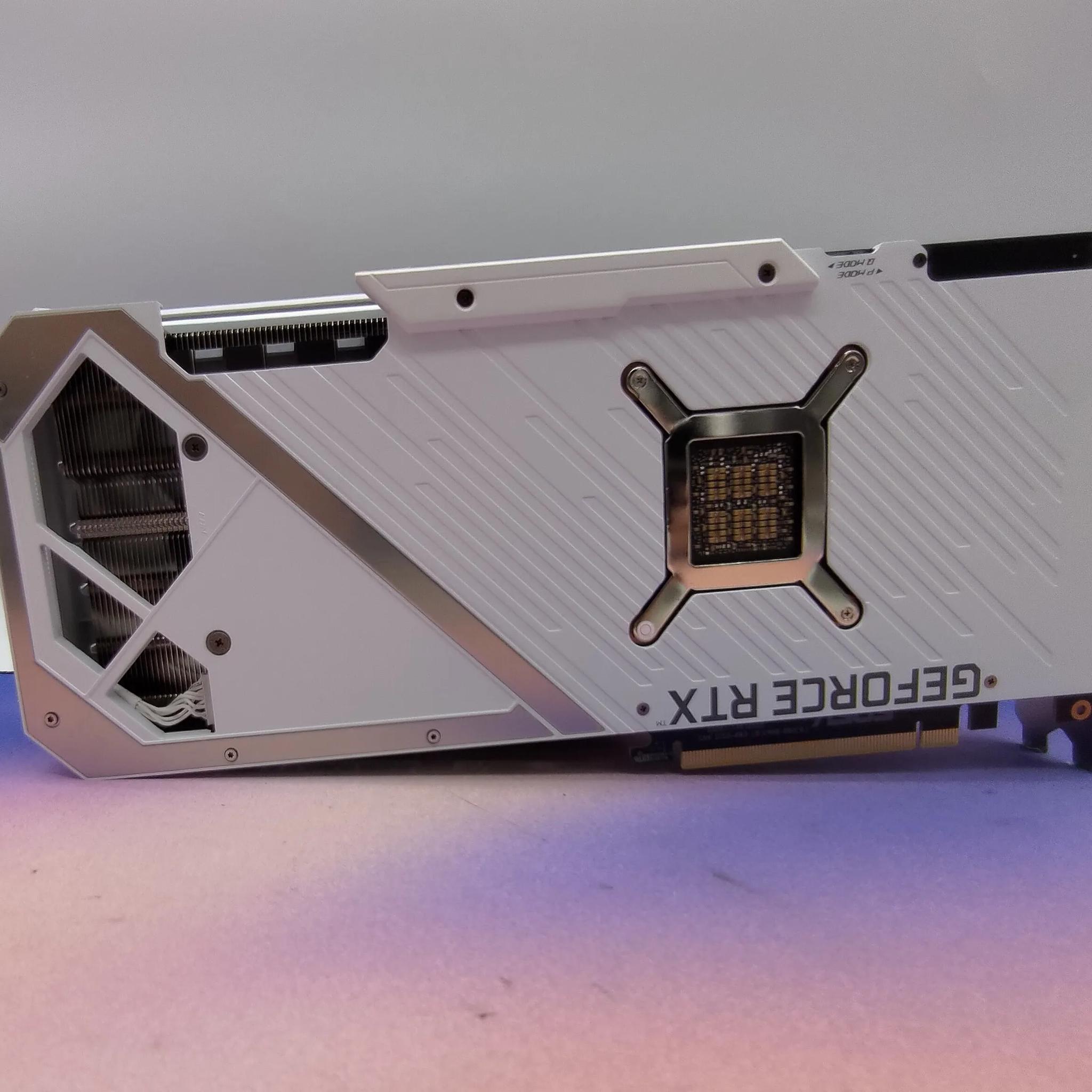Asus ROG Strix White Edition RTX 3070