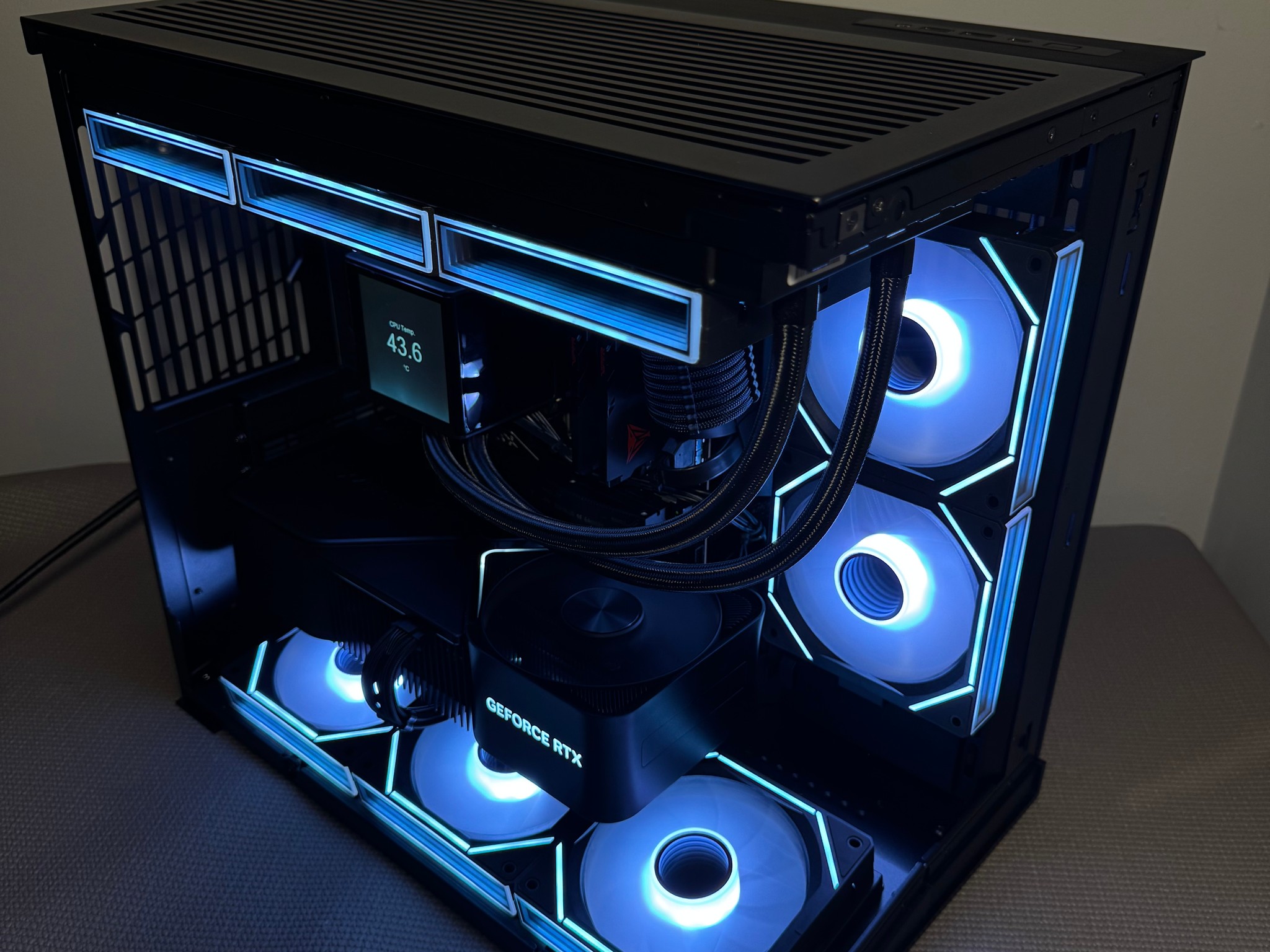 RTX 4080 Super FE | Ryzen 7 9800X3d | 32GB DDR5 6000MT/s | 4TB Storage | Free Shipping