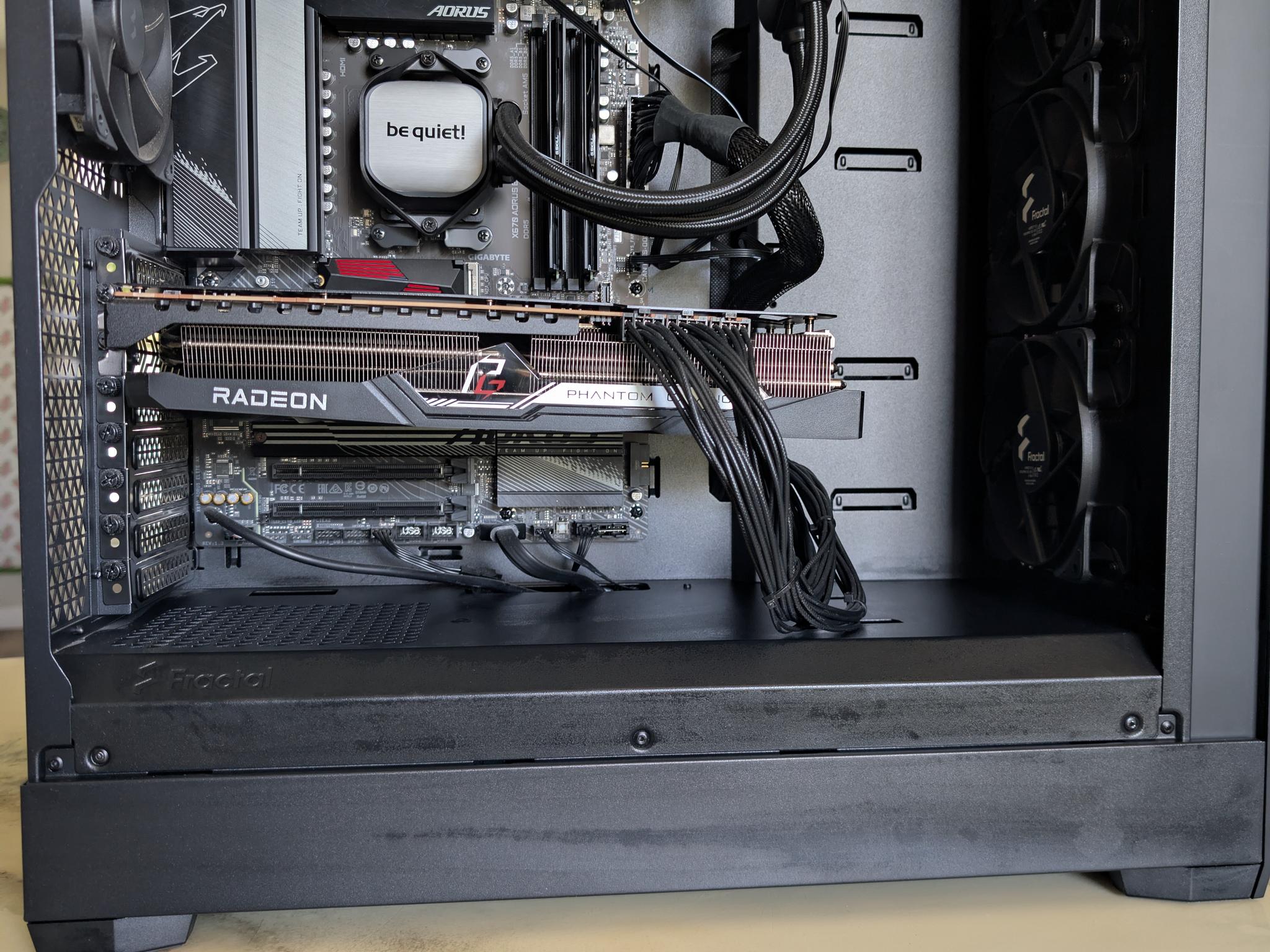 Ryzen 9 9950X3D, 64GB DDR5 6000 RAM, Radeon RX 7900 XTX, 1TB NVMe SSD