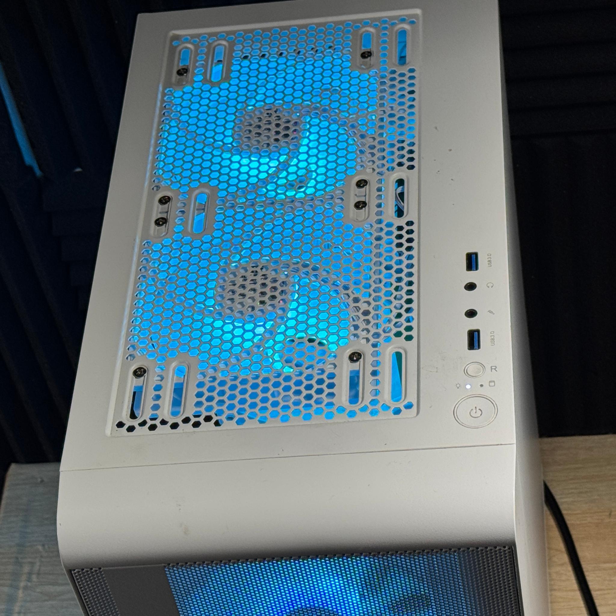 🔥⚪️ Ryzen 5 3600 |.RX 590 8GB | 16GB DDR4 | 256GB SSD + 1TB HDD