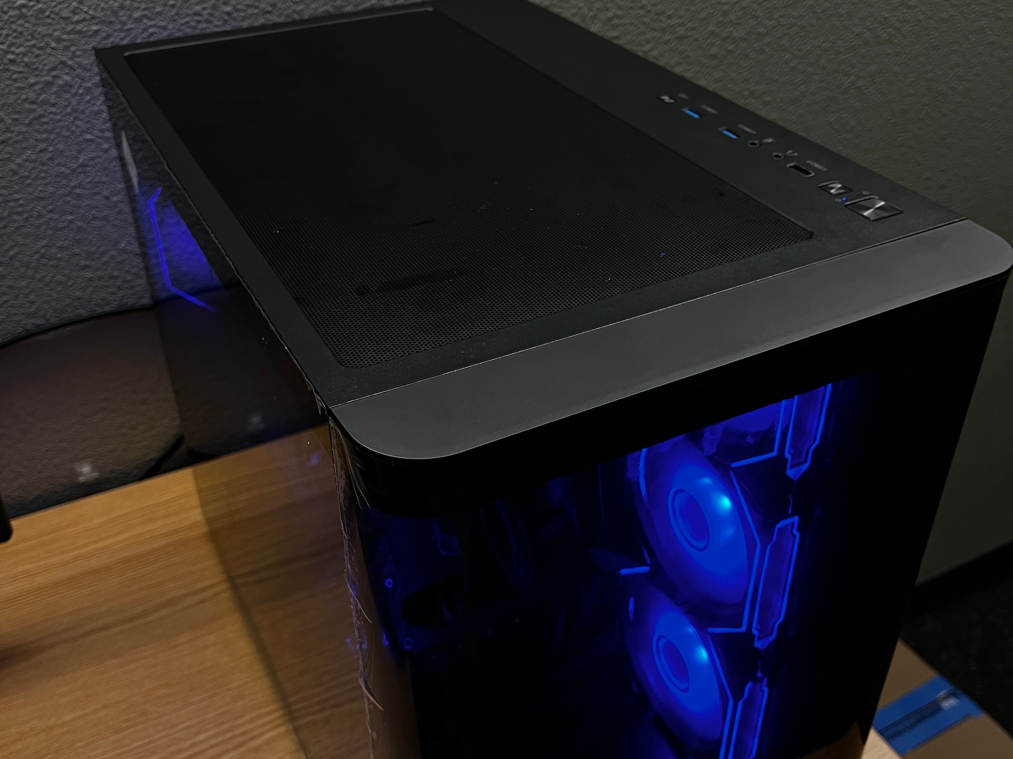 Radeon RX 6700 XT Custom Gaming PC - Ryzen 7 5800X, 32GB RAM, 1TB SSD
