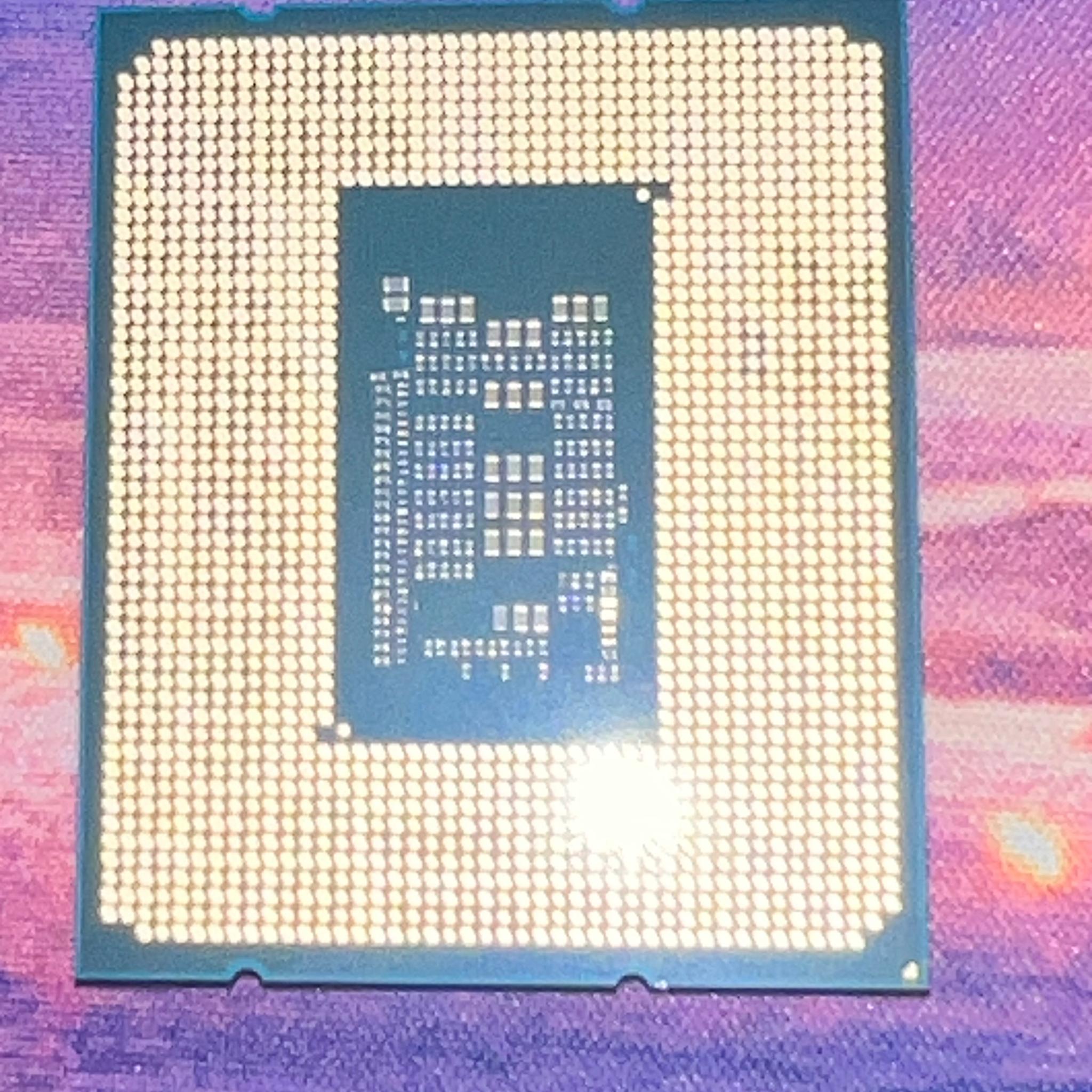 SEMI NEW i3 12100f CPU