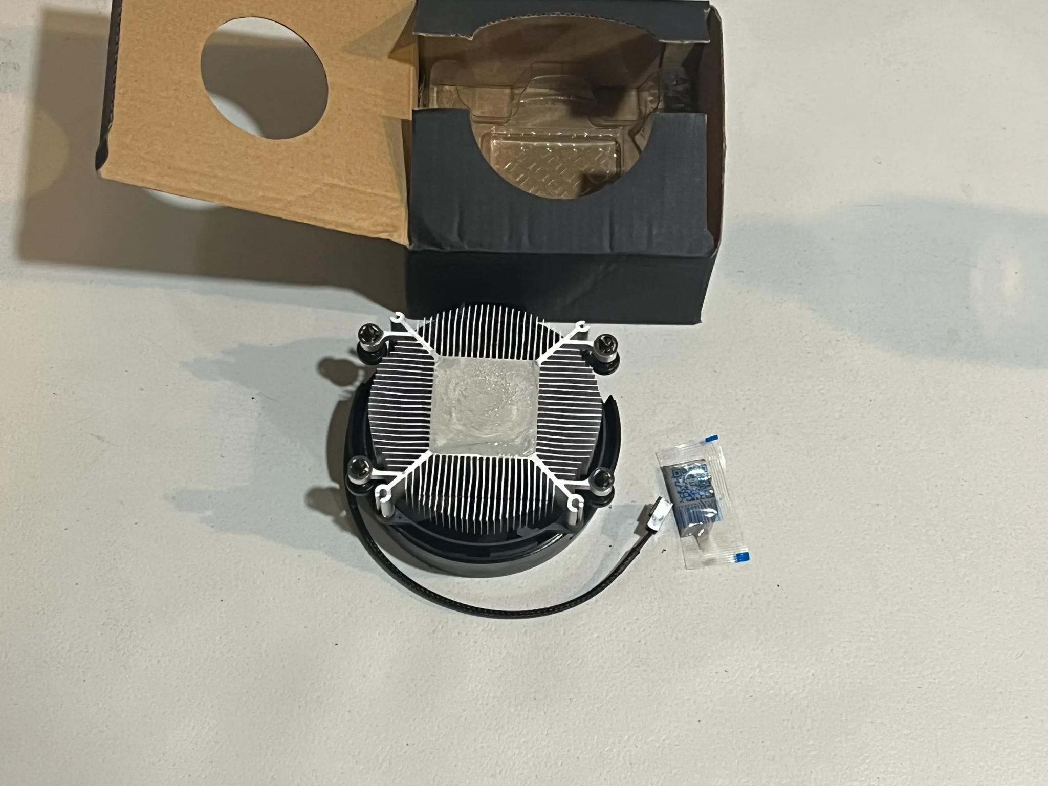 AMD Wraith Stealth Cooler
