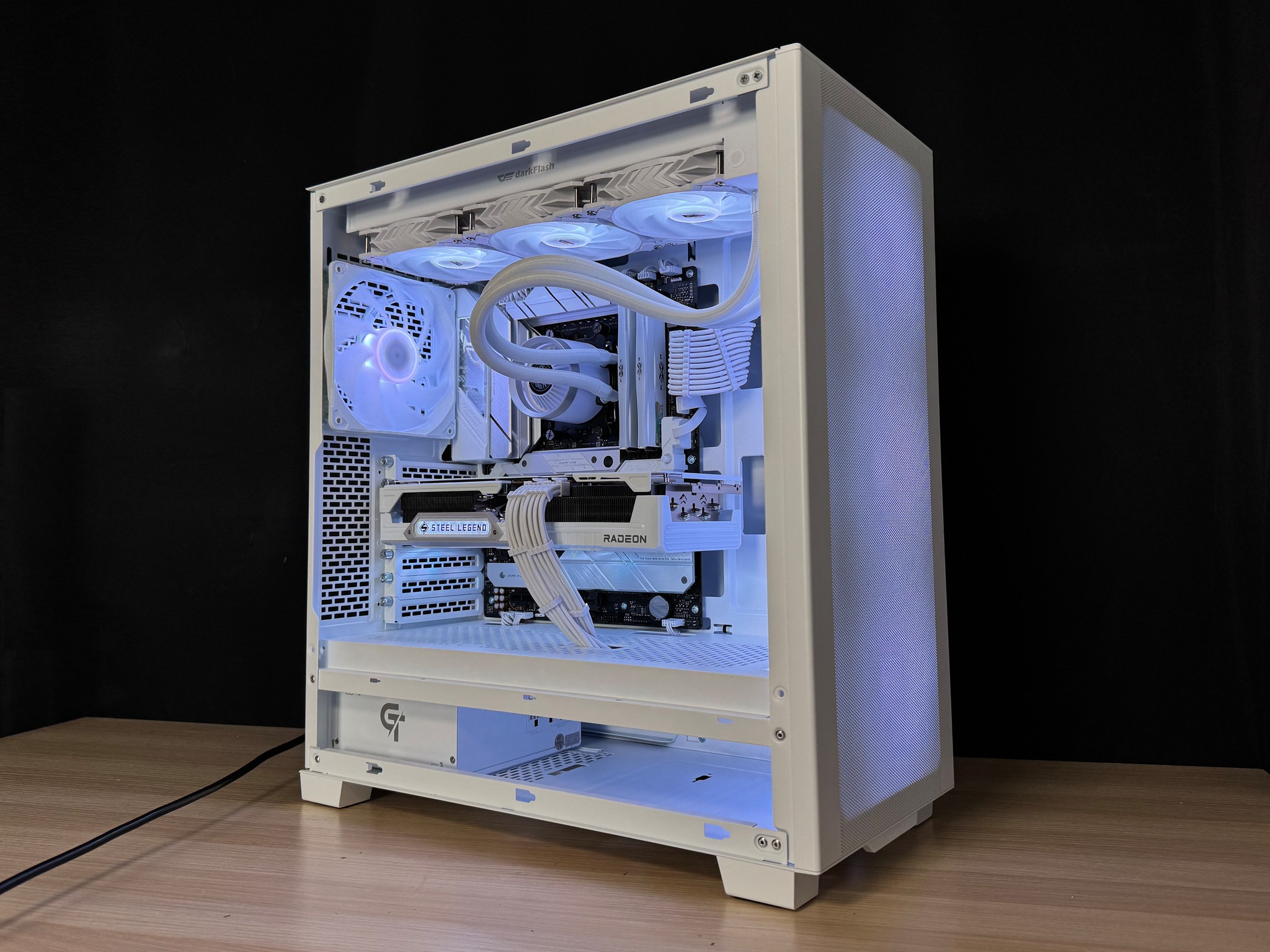 STRIX | RX 9070 XT, Ryzen 7 7700X , 32GB DDR5 RAM, 2TB M.2 SSD, Windows 11 Pro