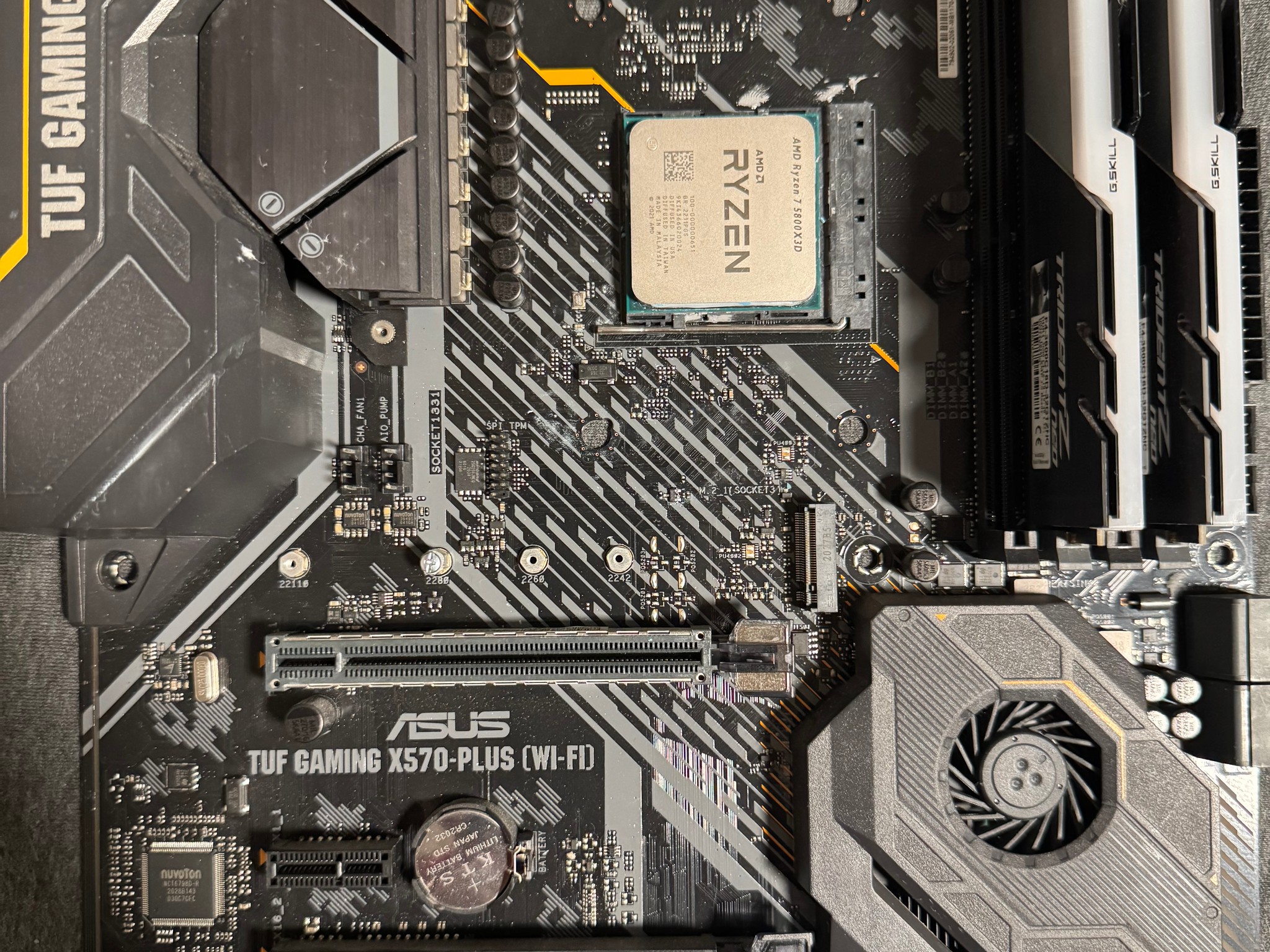 CPU/RAM/MOBO Bundle: 5800X3D 32GB DDR4-3600 X570 MB