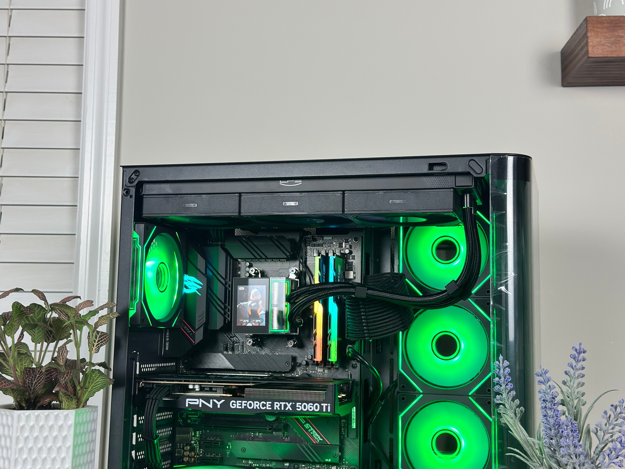 Ryzen 7 5800X | RTX 5060 Ti Gaming PC | 32 GB RAM | Smooth 1440p |  RGB + LCD AIO