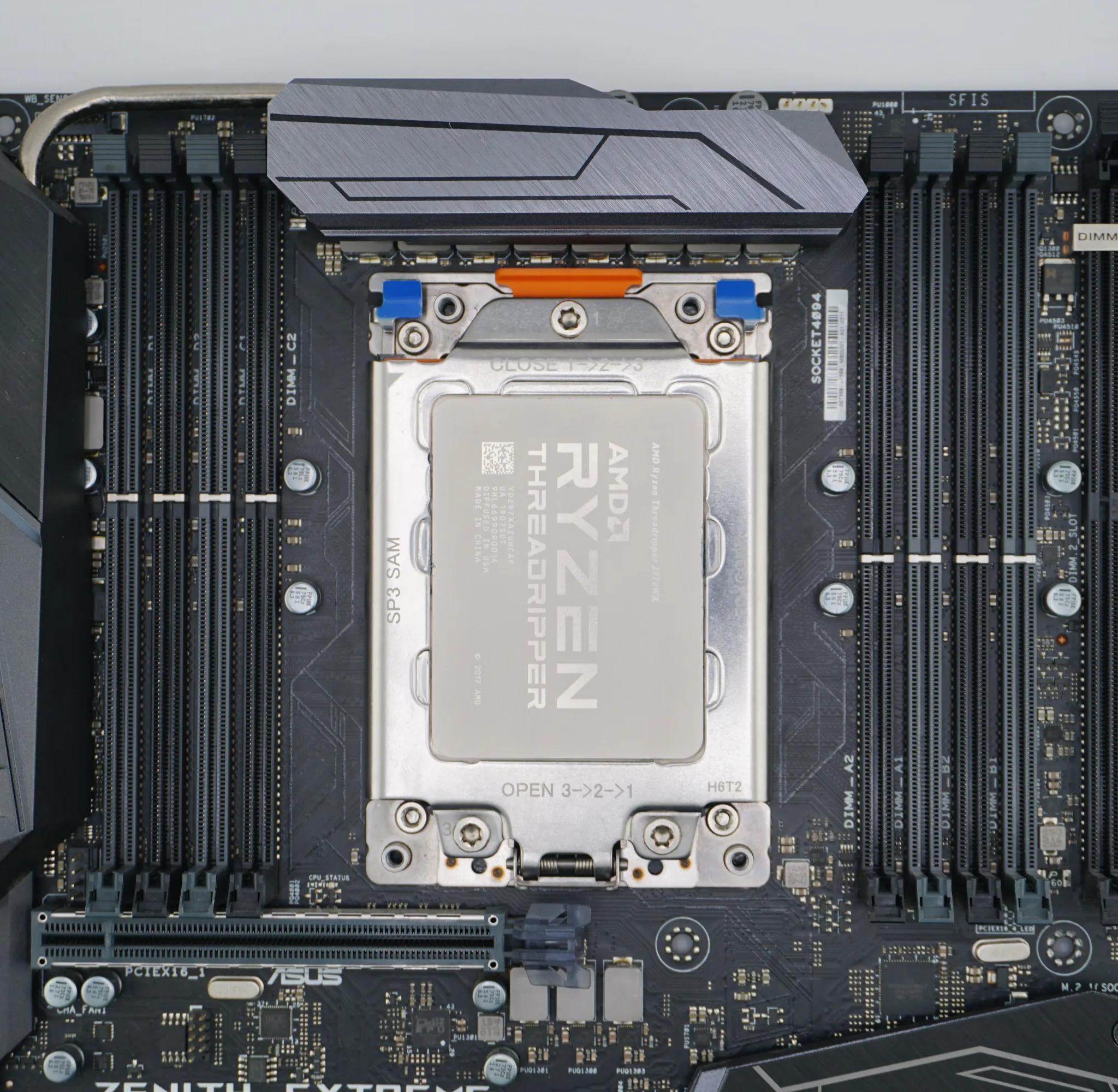 ASUS X399 Zenith Extreme + Threadripper 2970WX 24-Core