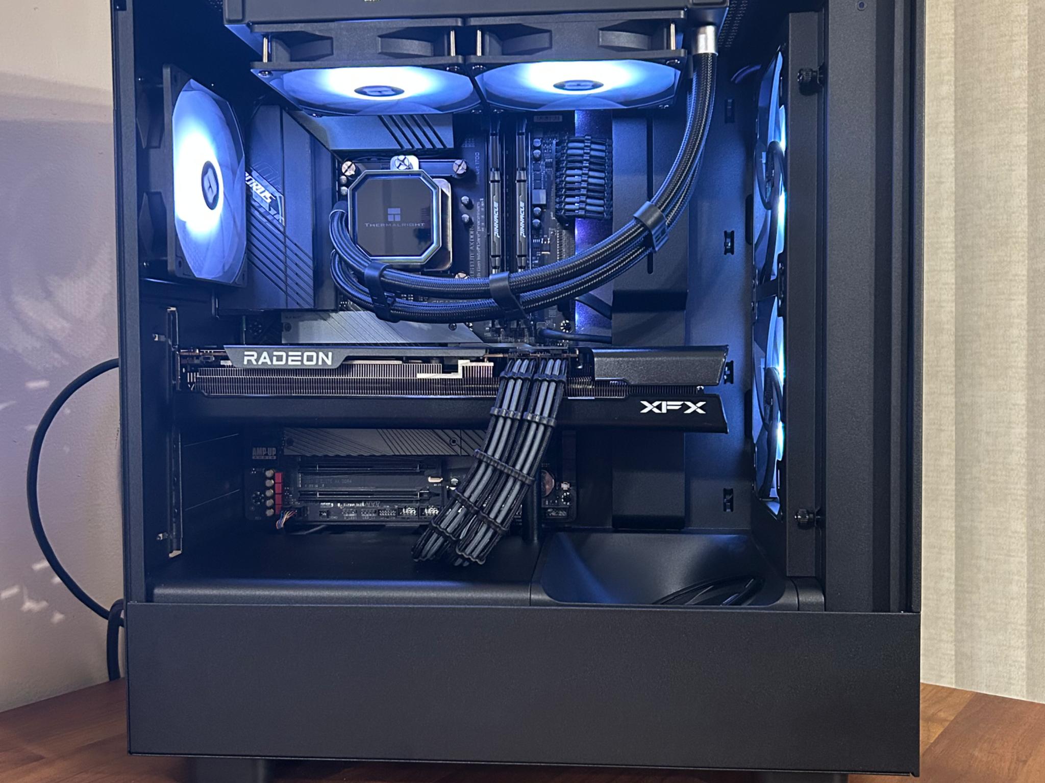 RX 7700XT 12GB | Intel i5 12600K | 32GB DDR4 | 1TB SSD | The Operator RX